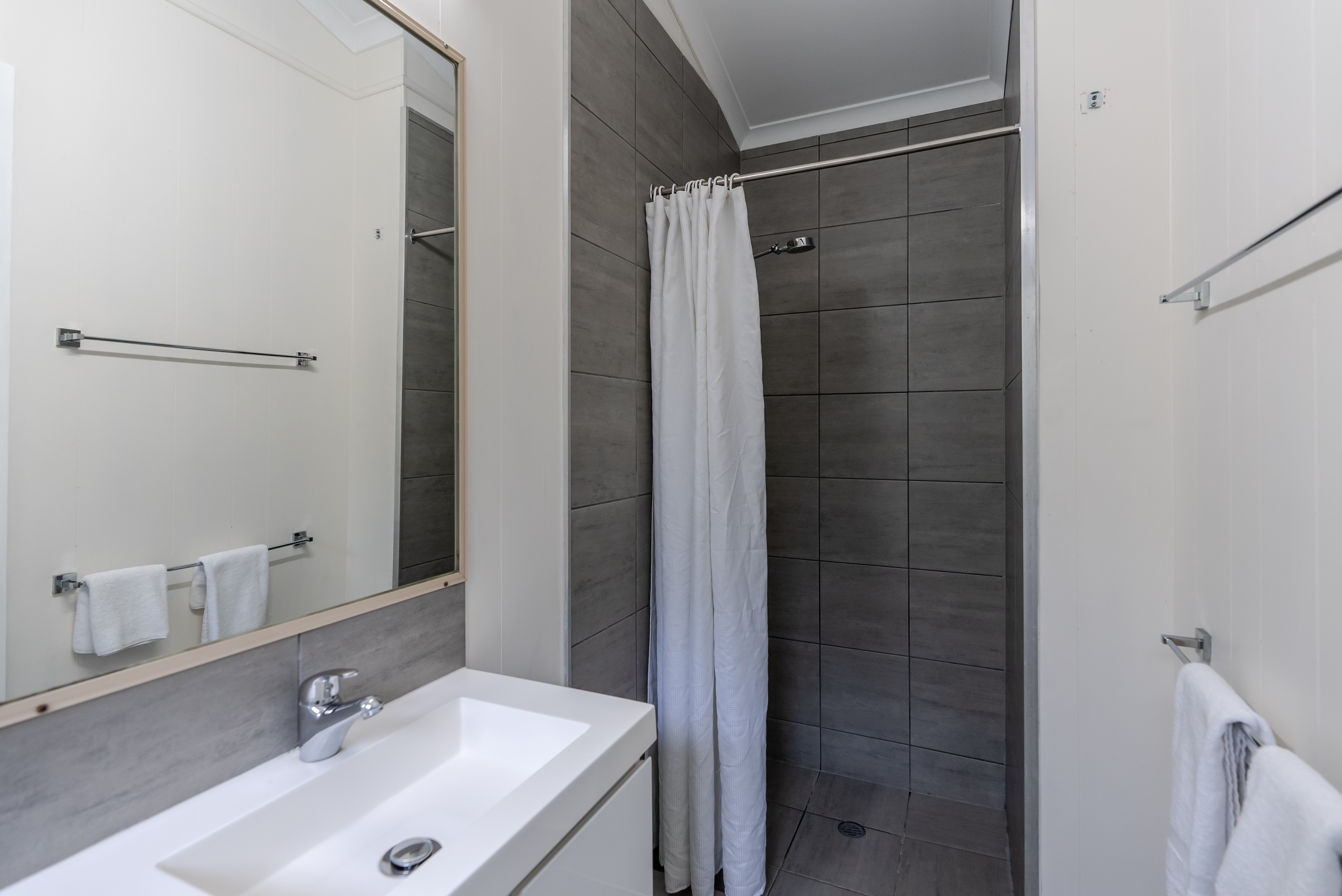 Cabin Classic Land View