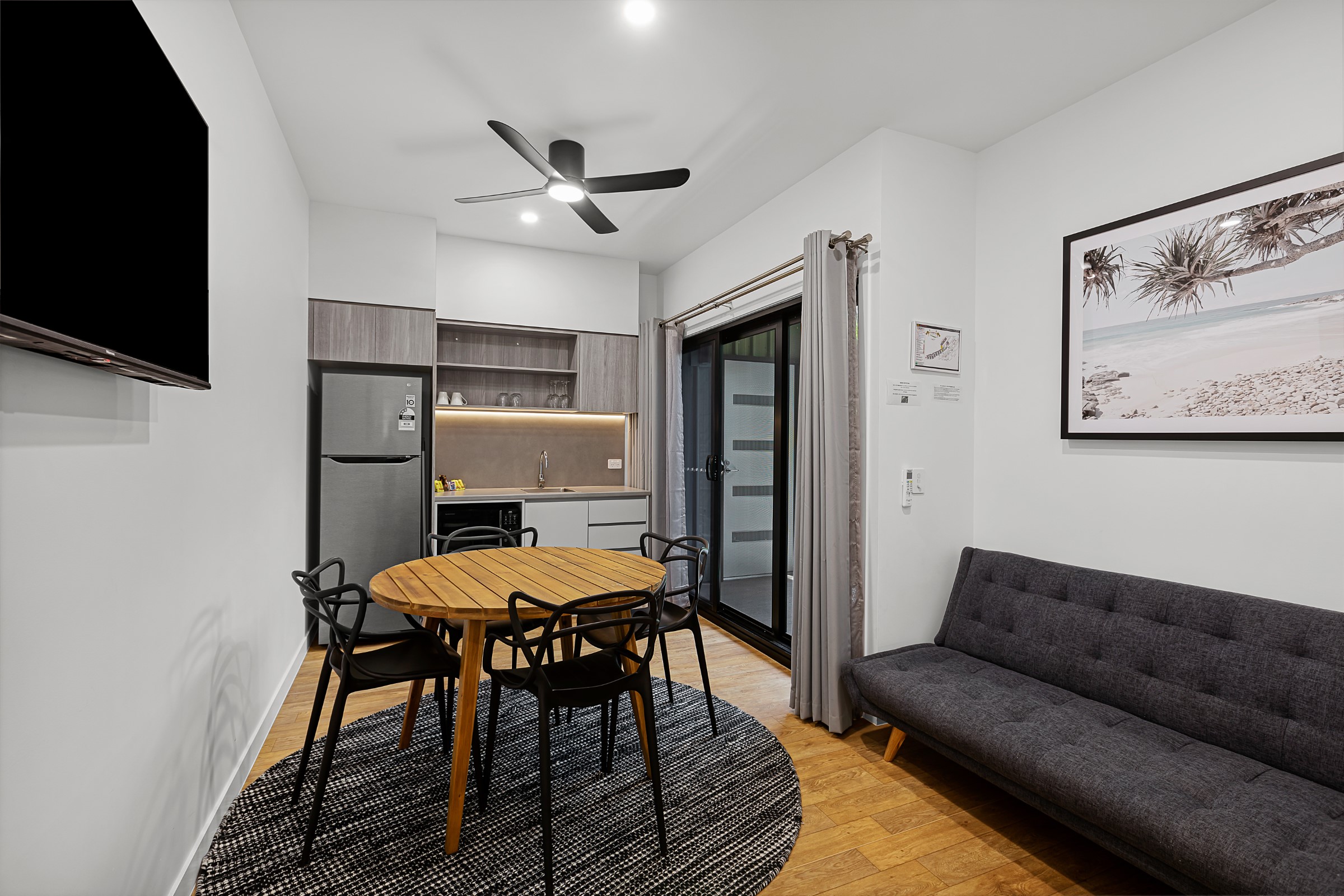 Cabin Two Bedrooms One Bathroom