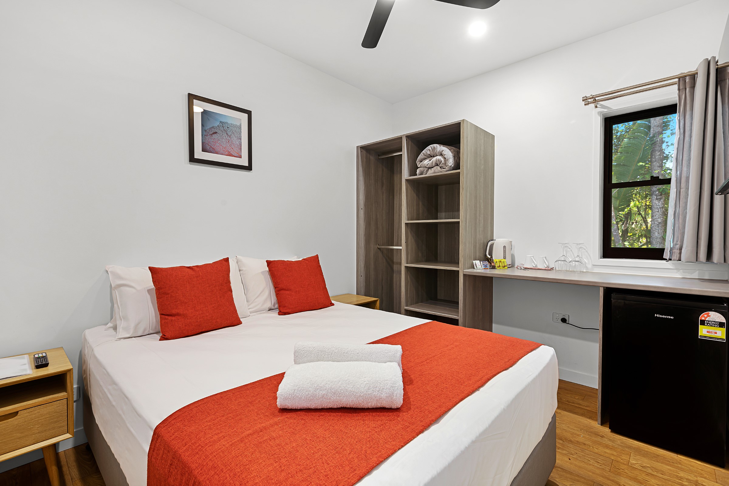 Cabin Two Bedrooms One Bathroom