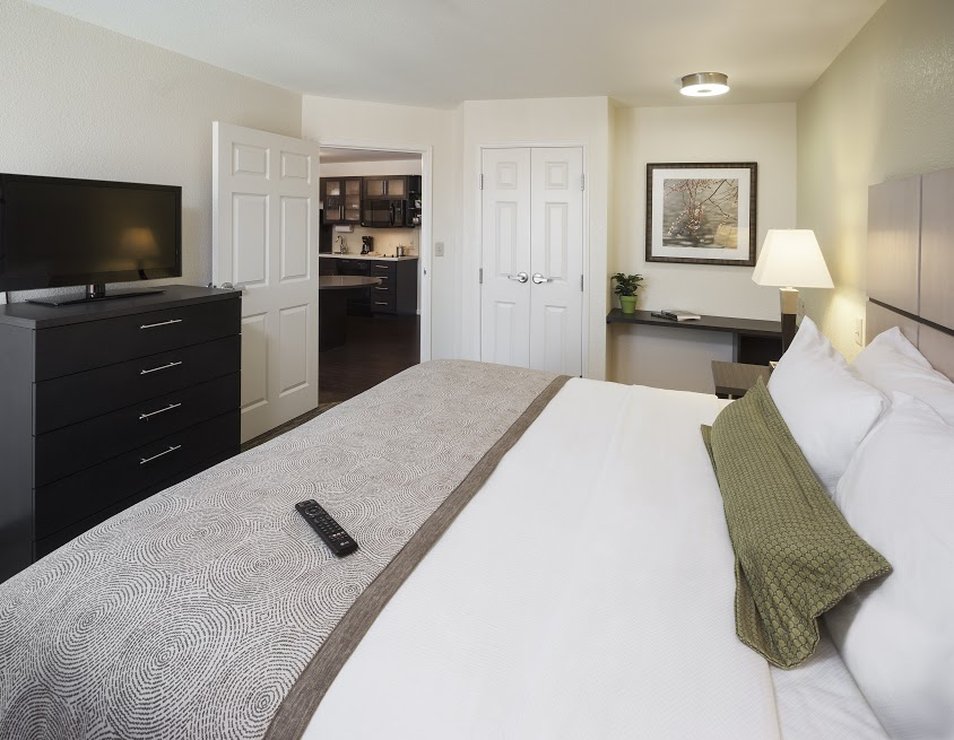 Suite Accessible-queen Size Bed