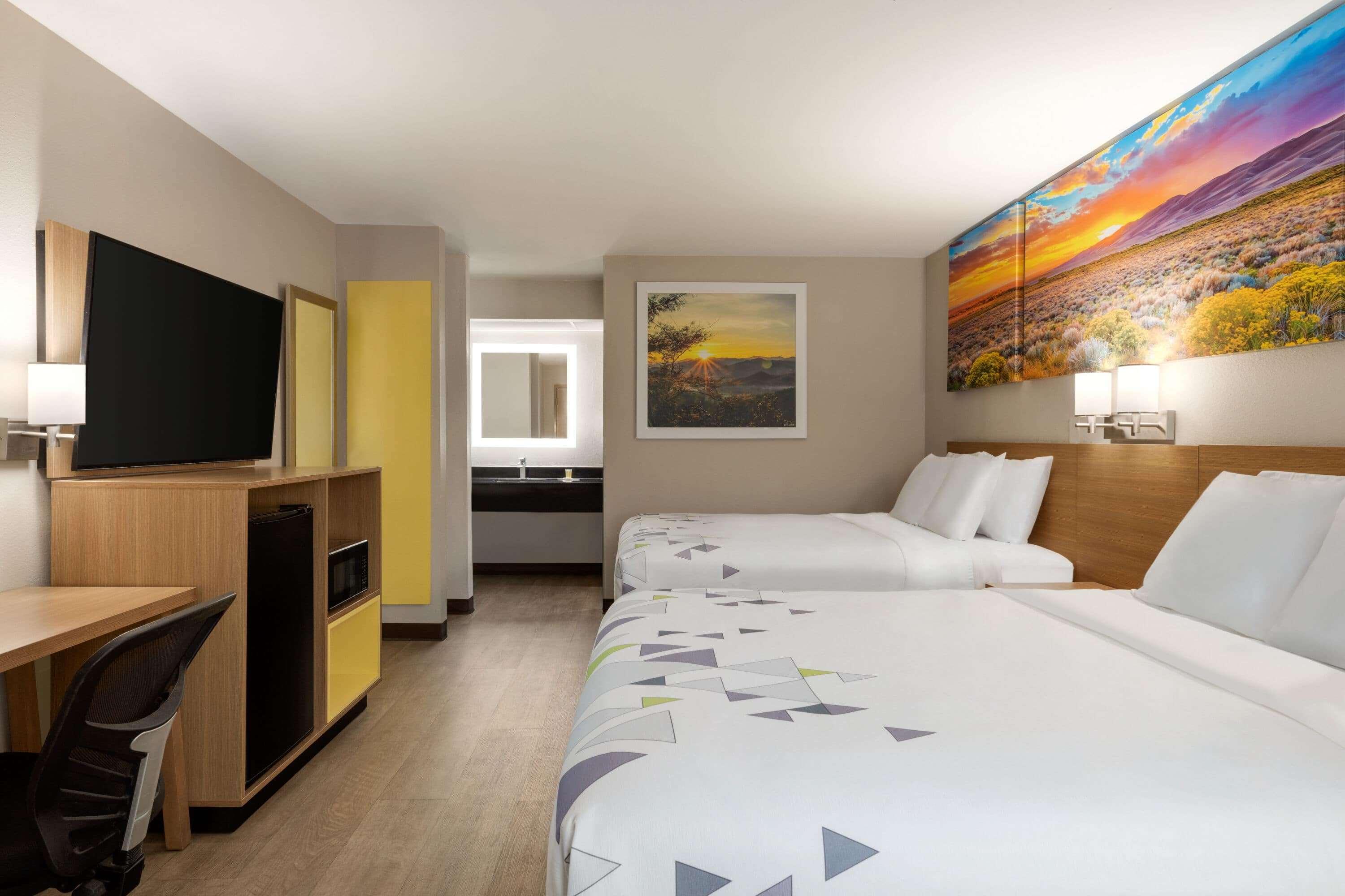 Quadruple Two Queen Beds