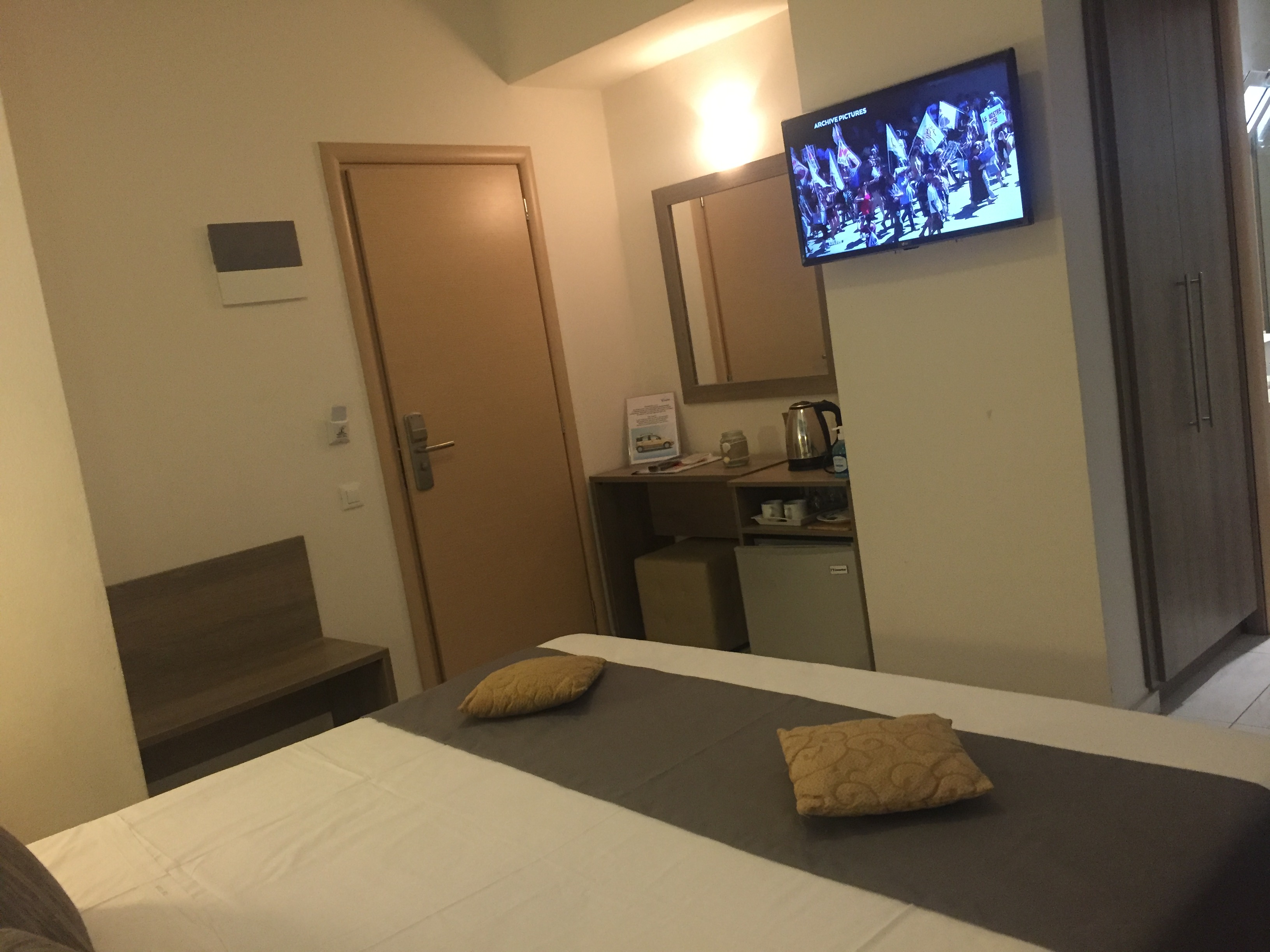 Double or Twin Standard