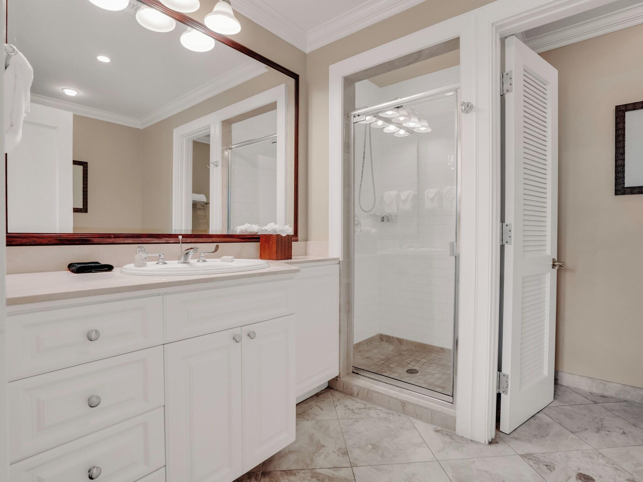 Twin Two Double Beds One Bedroom 