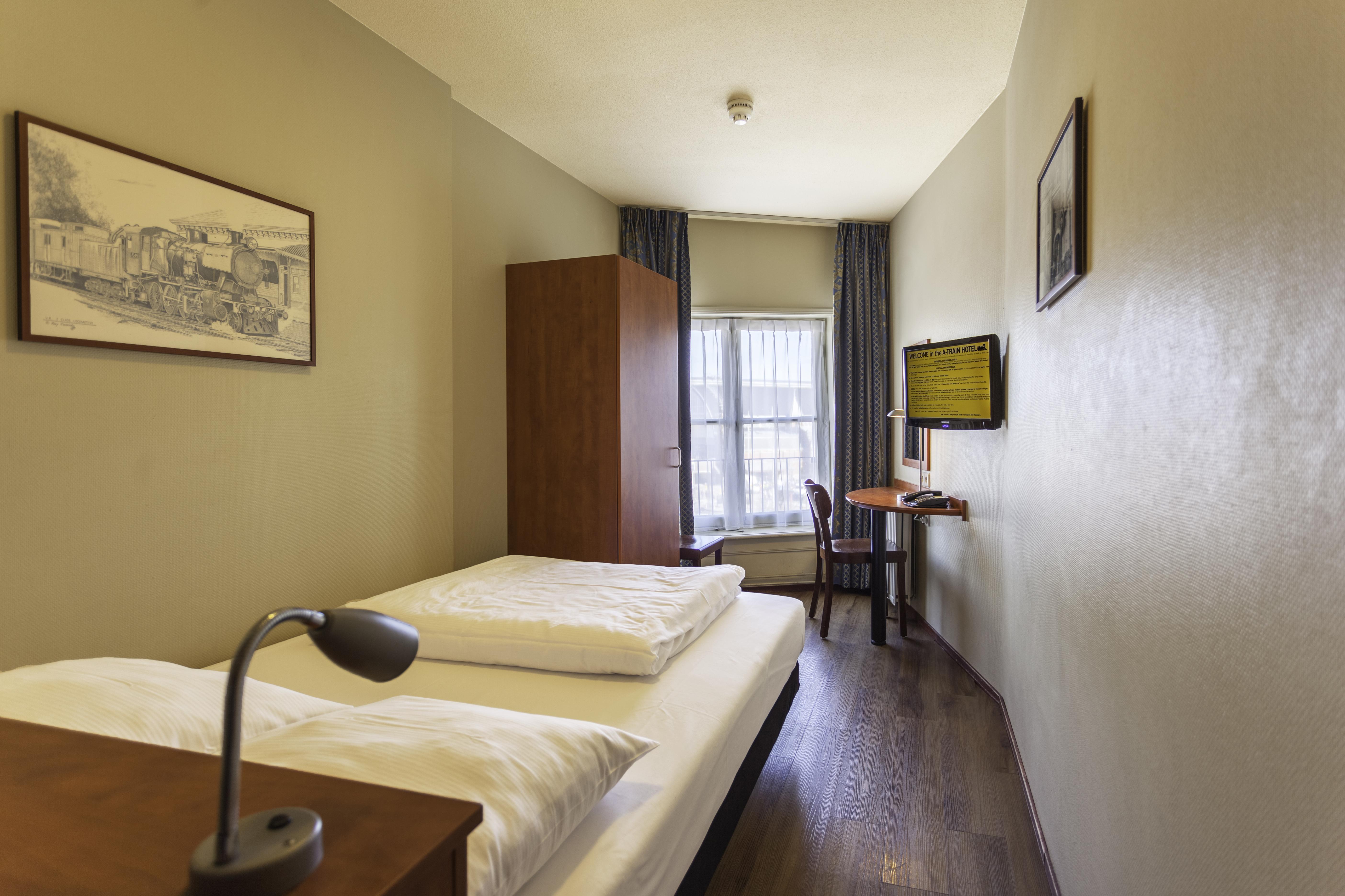 Double or Twin Standard