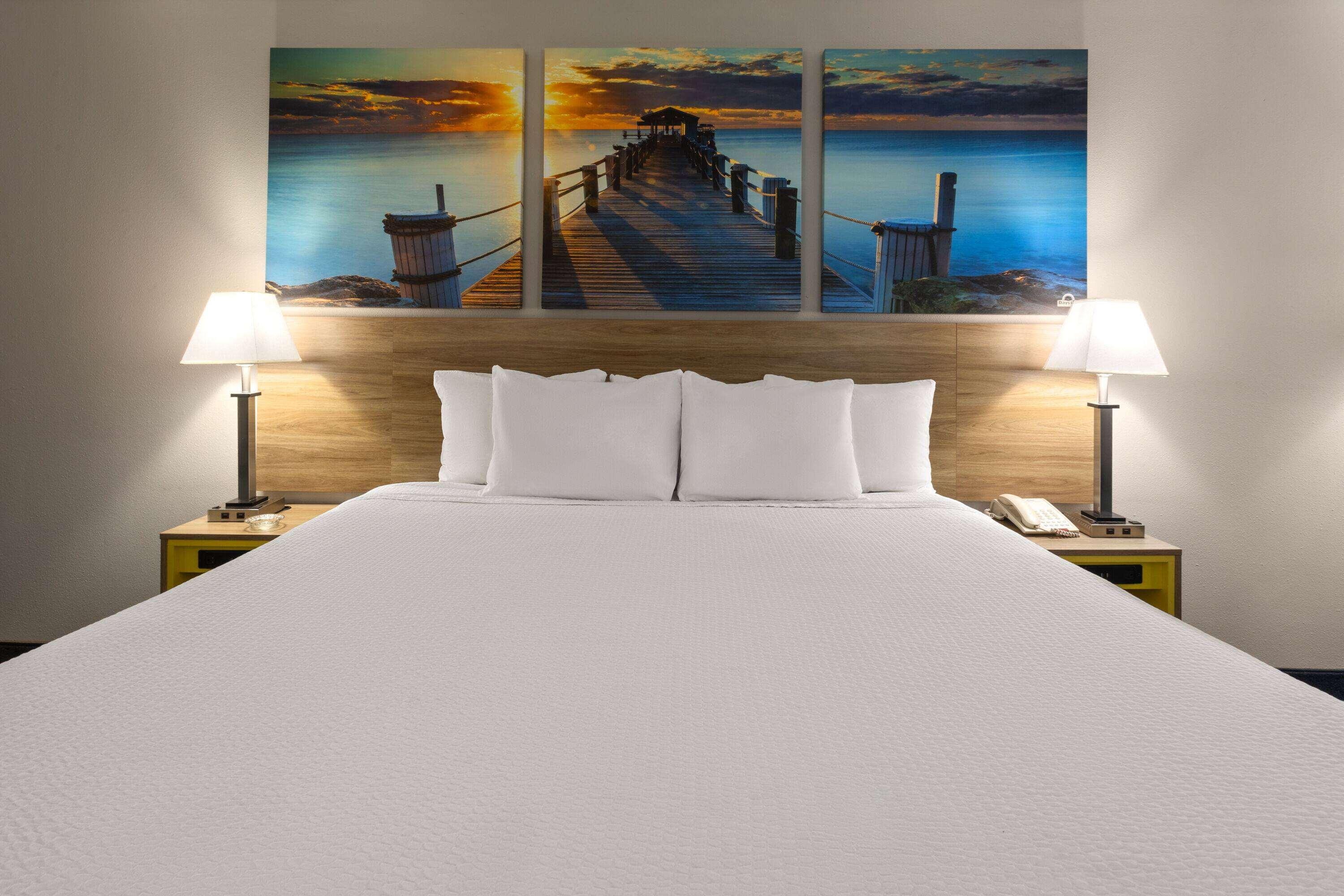 Double Queen Bed Non Smoking