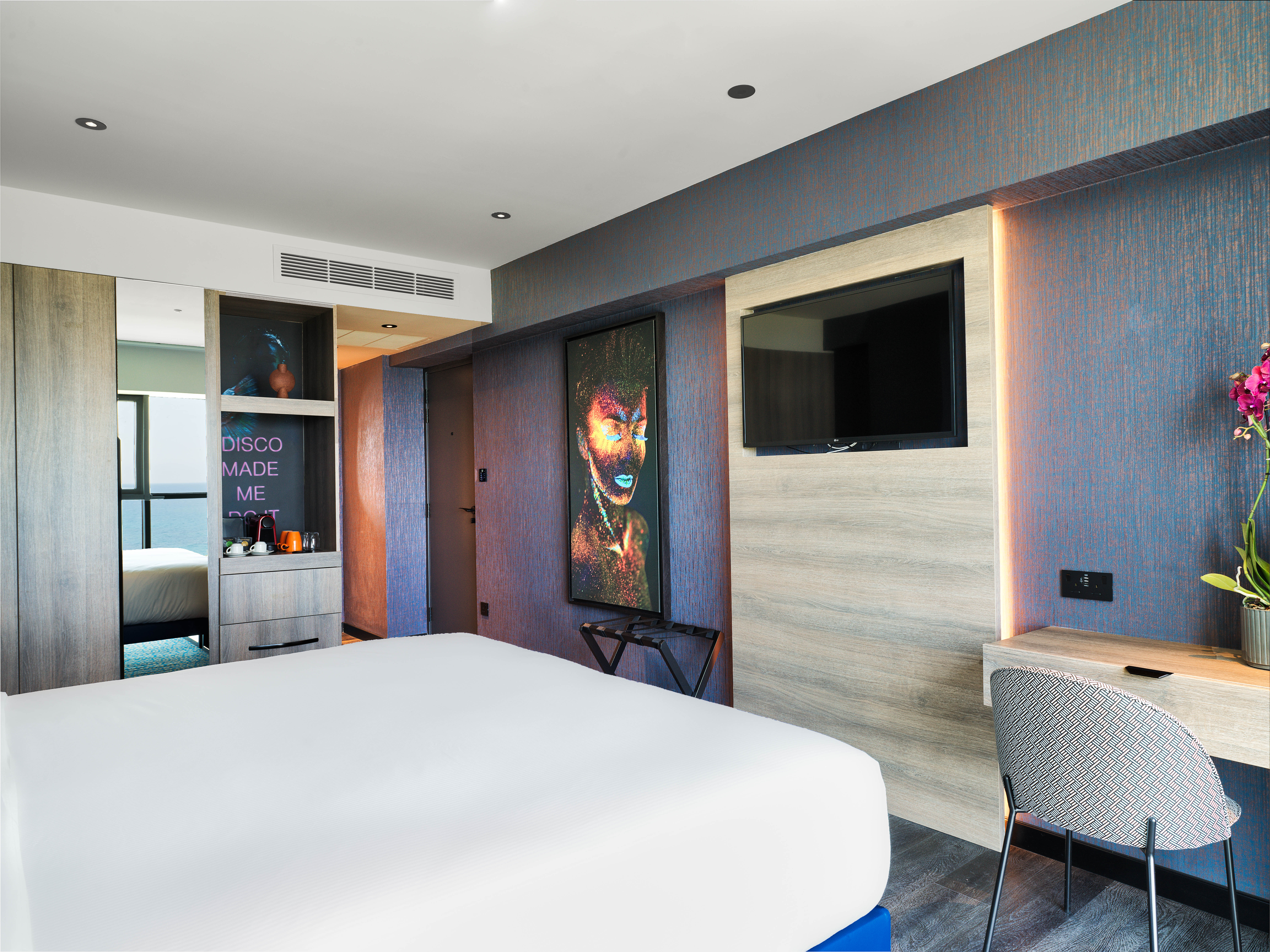 Suite One Bedroom One Bathroom