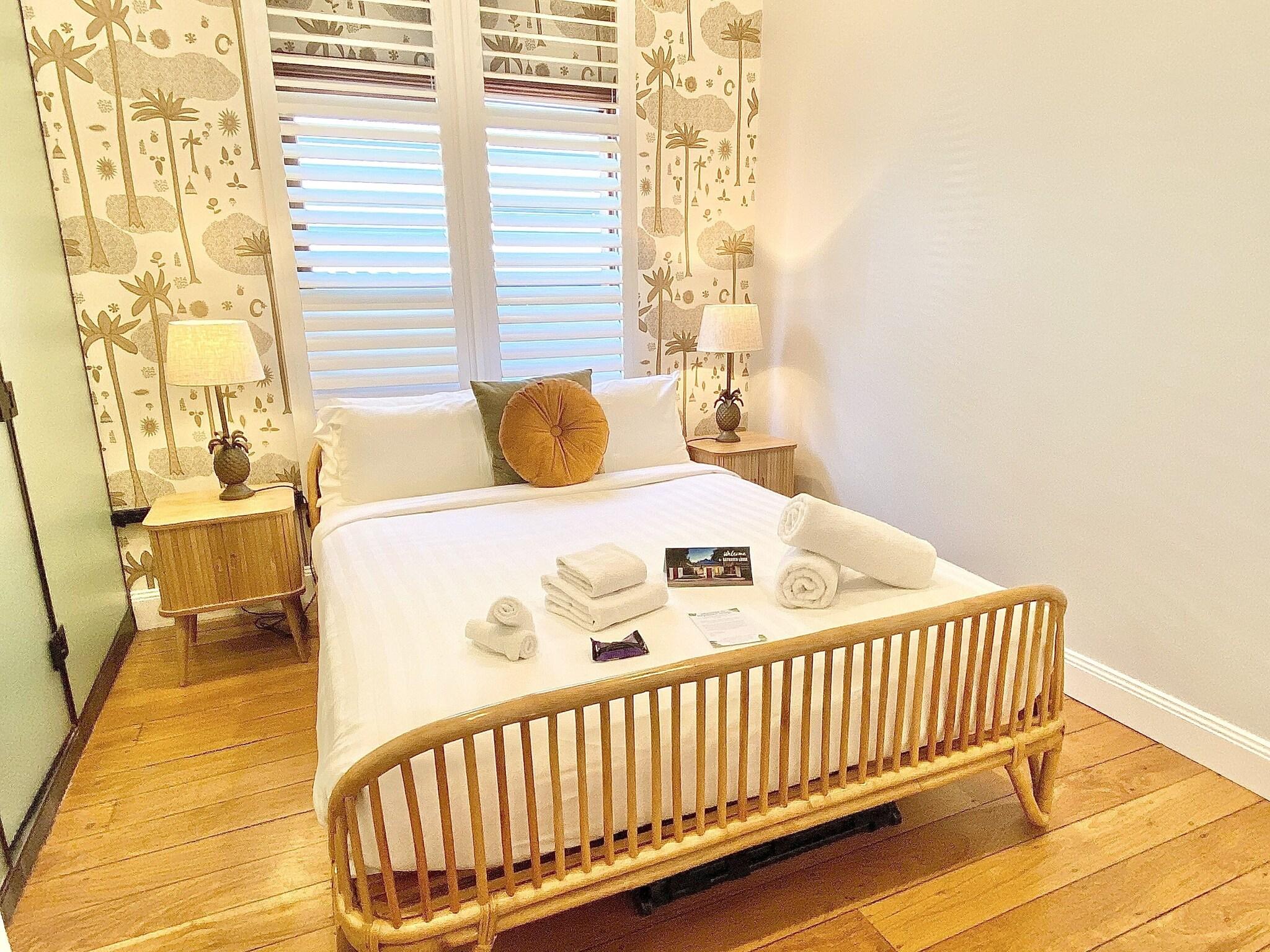 Double Queen Size Bed