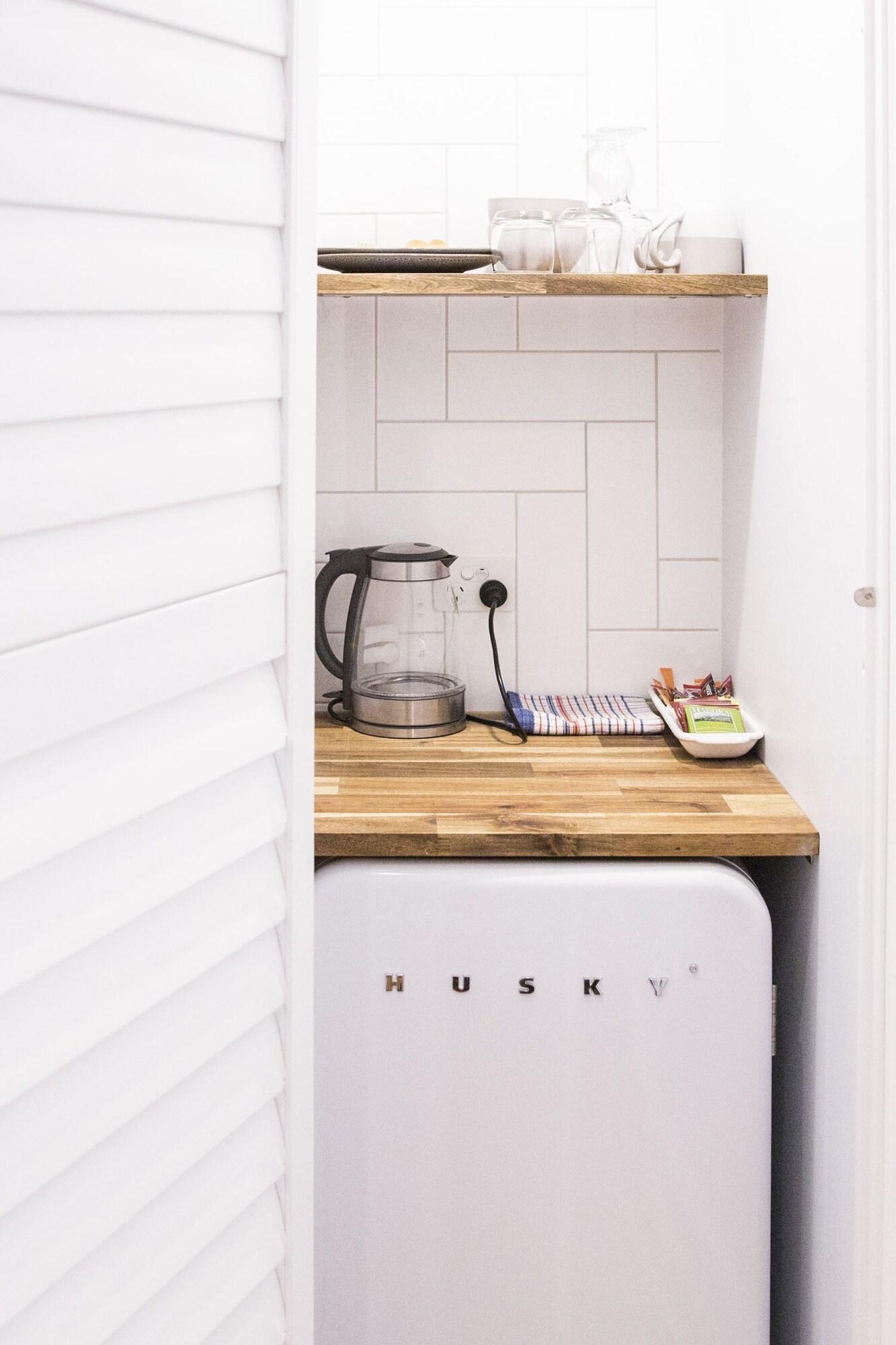 Double Queen Size Bed