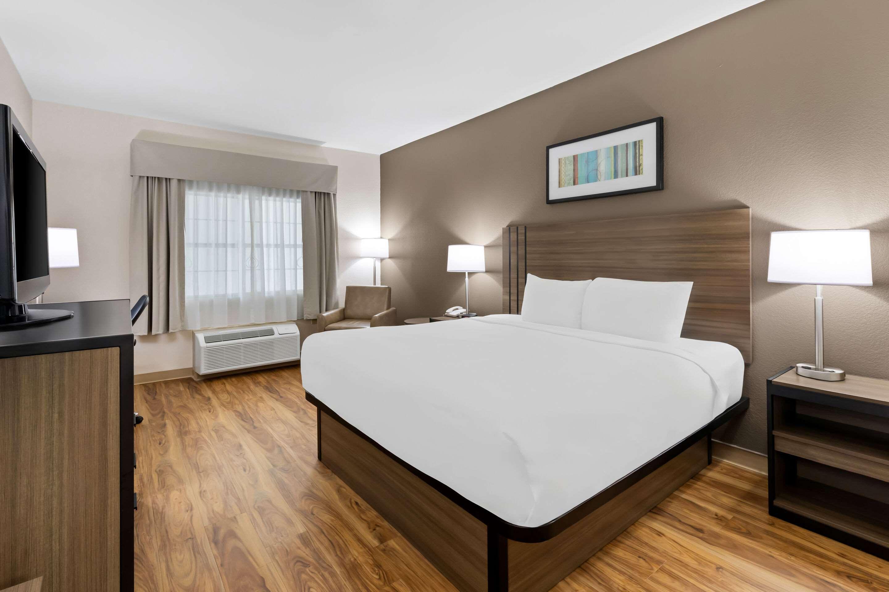 Double King Bed Non Smoking