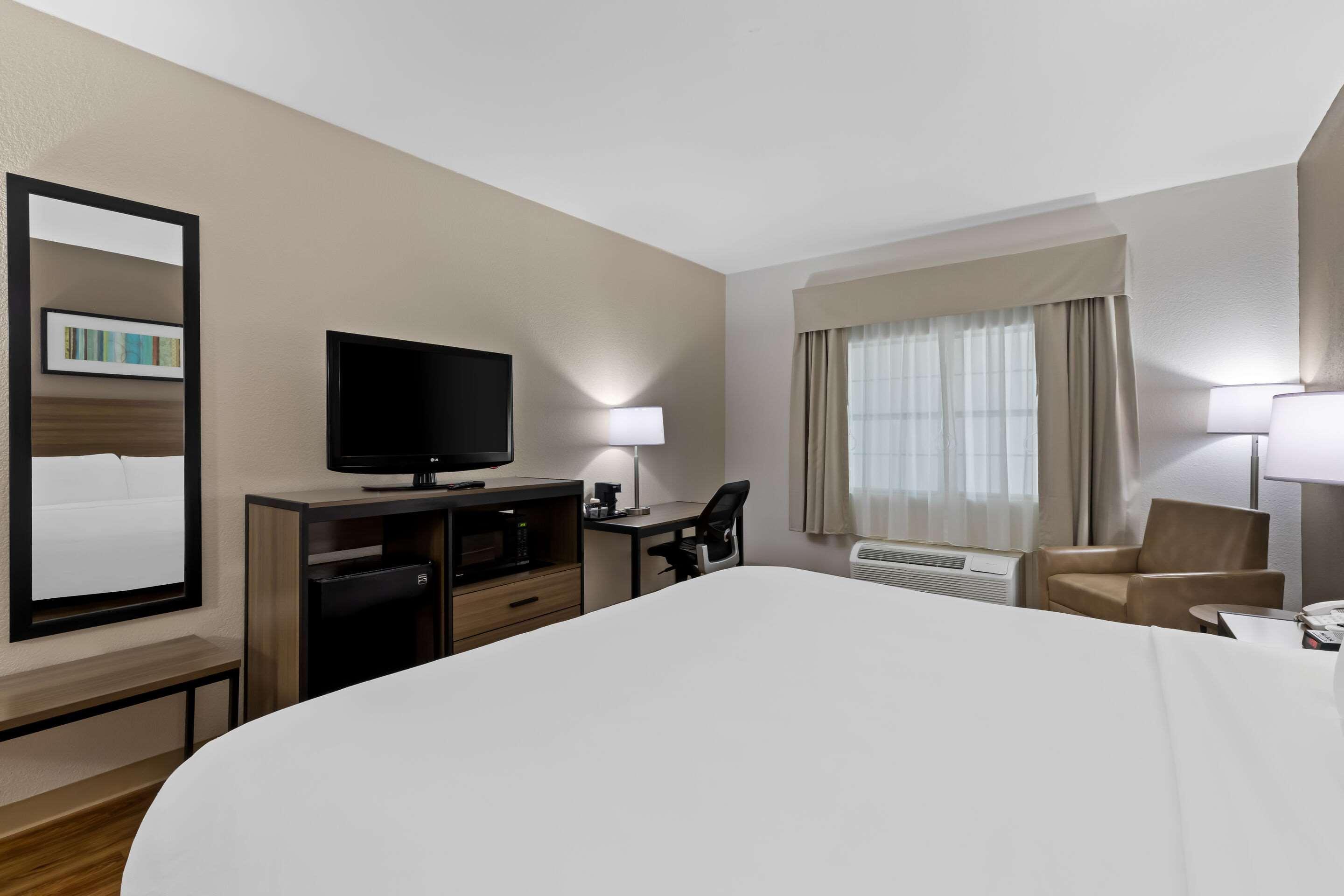 Double King Bed Non Smoking