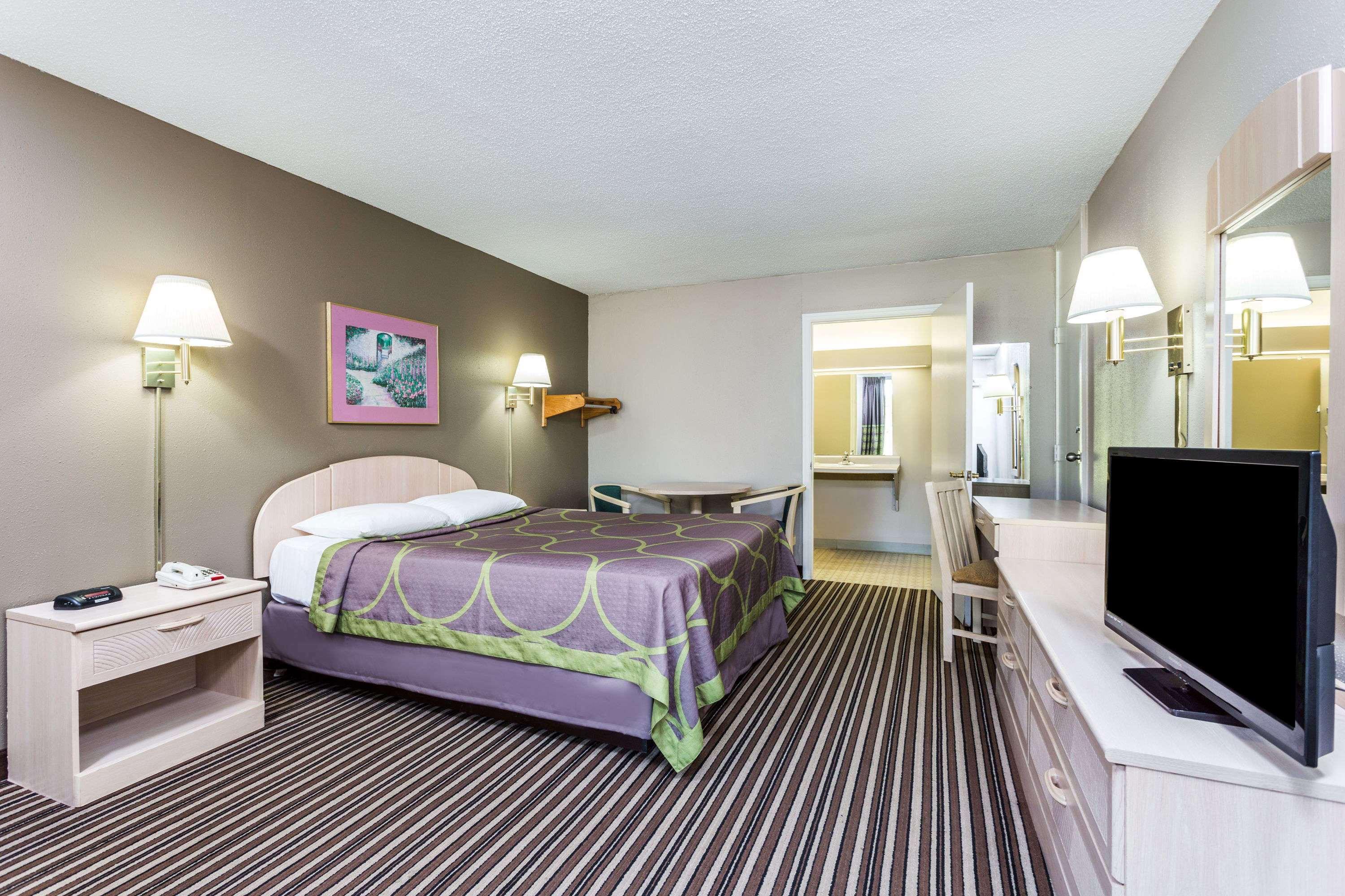 Double Queen Size Bed