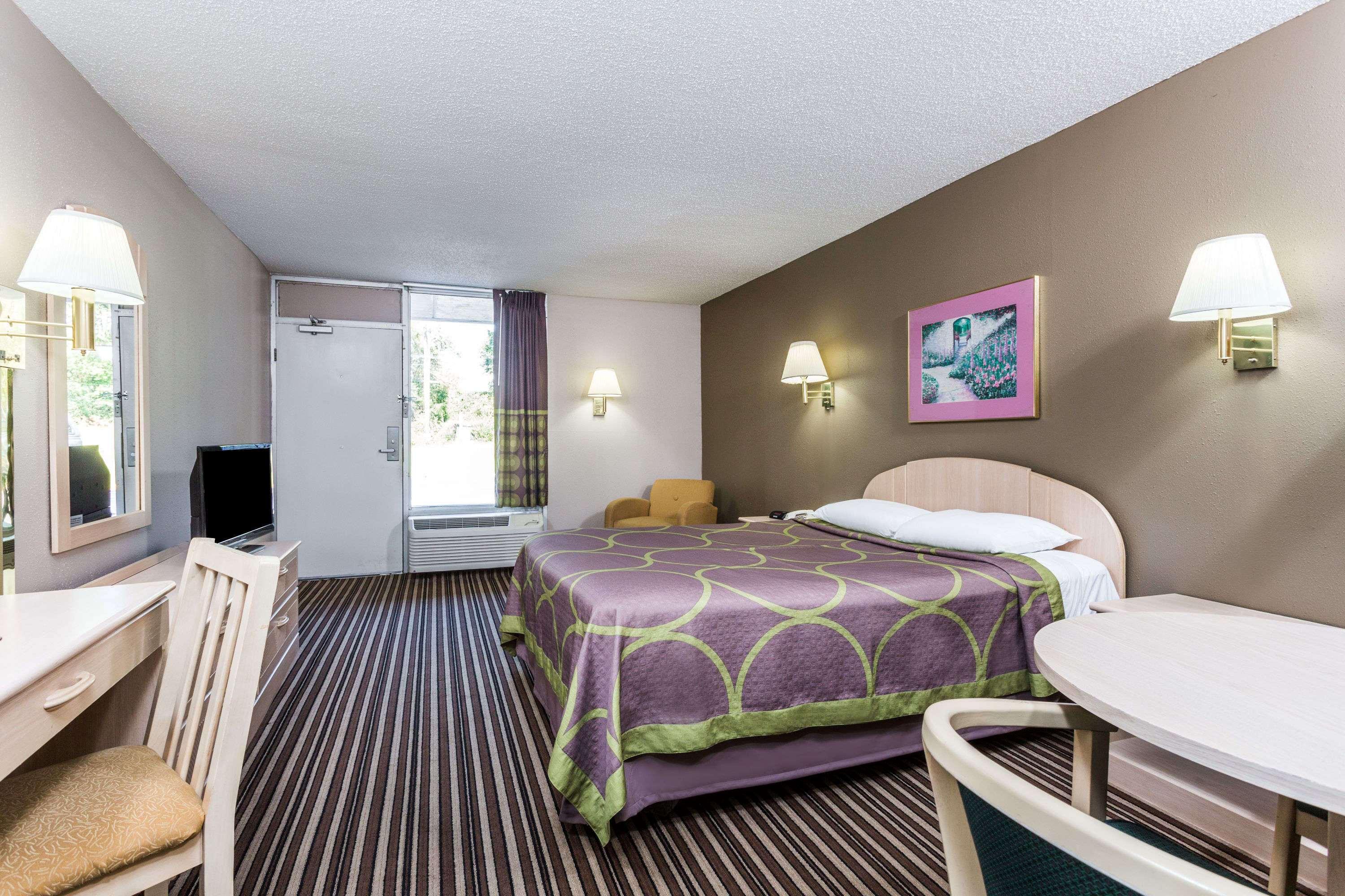 Double Queen Size Bed