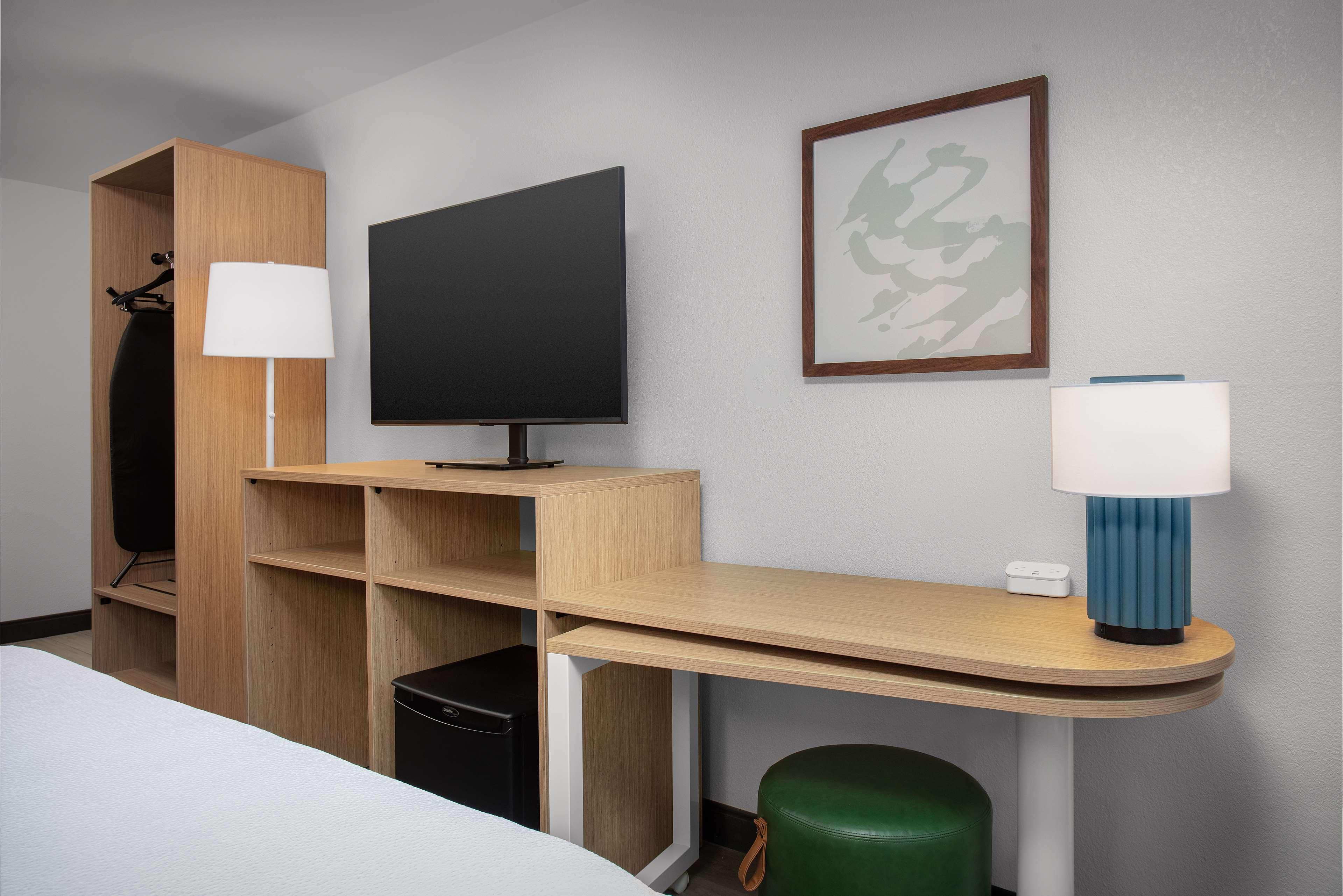 Double Accessible King Size Bed