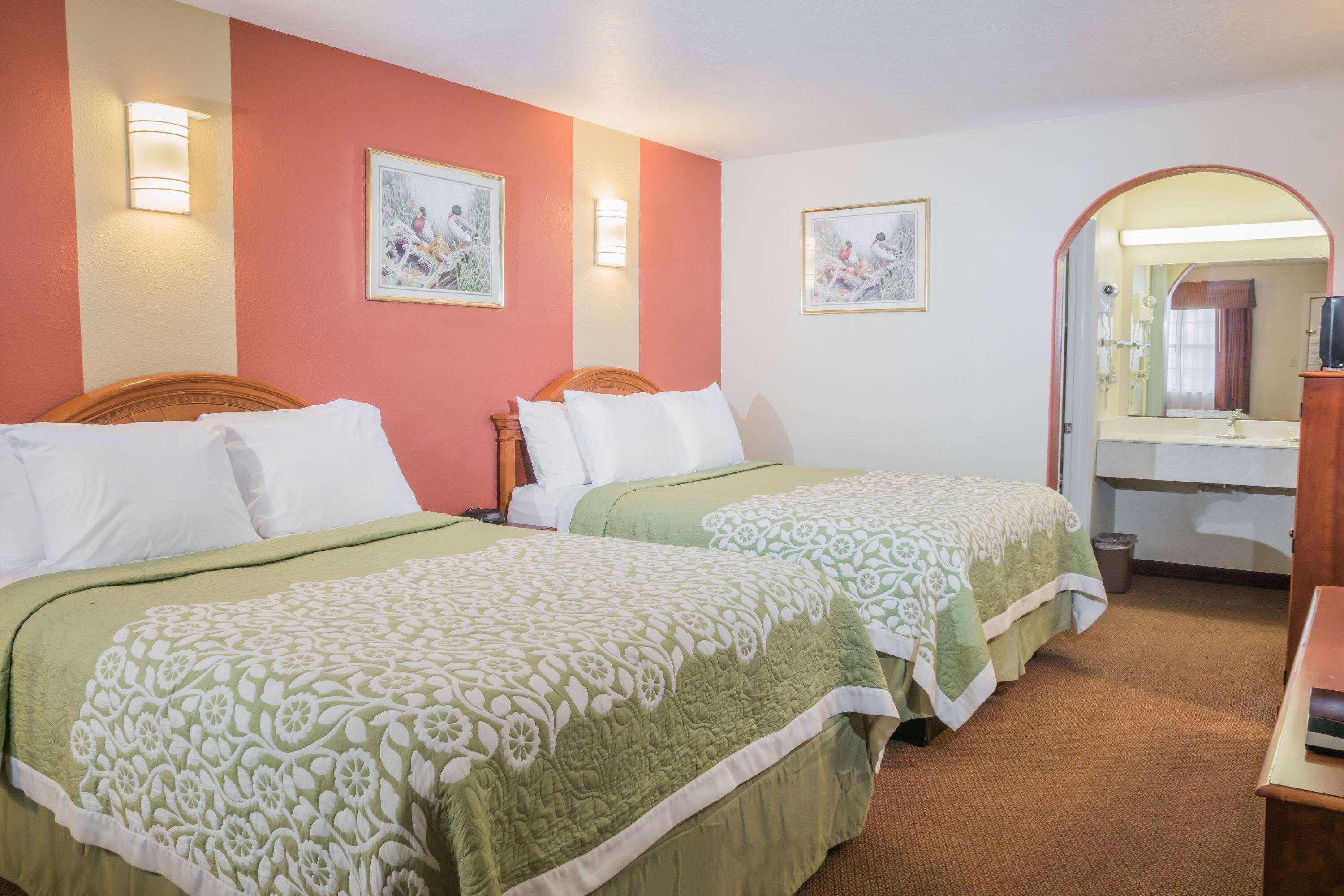 Quadruple Two Queen Beds