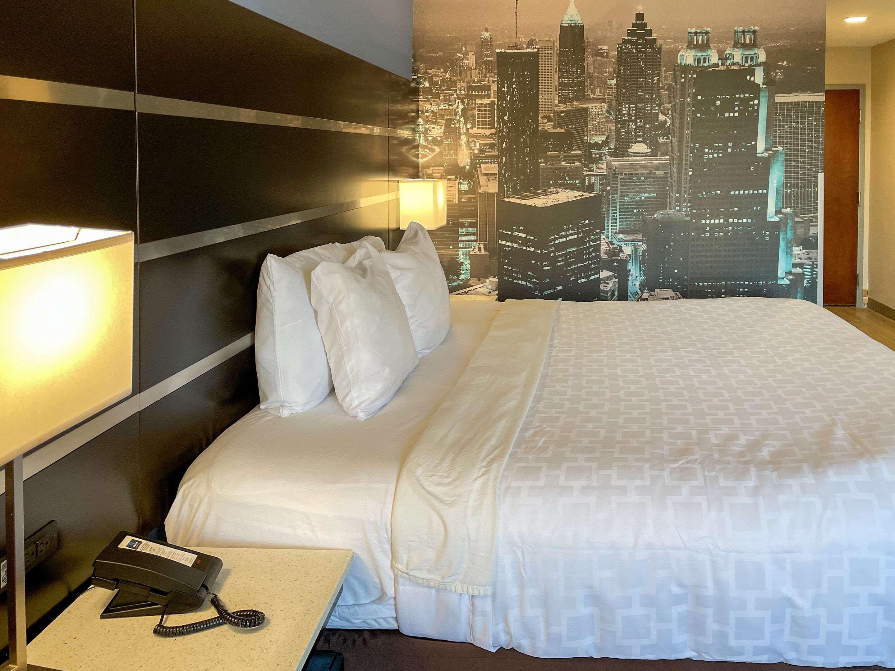 Double Accessible King Size Bed