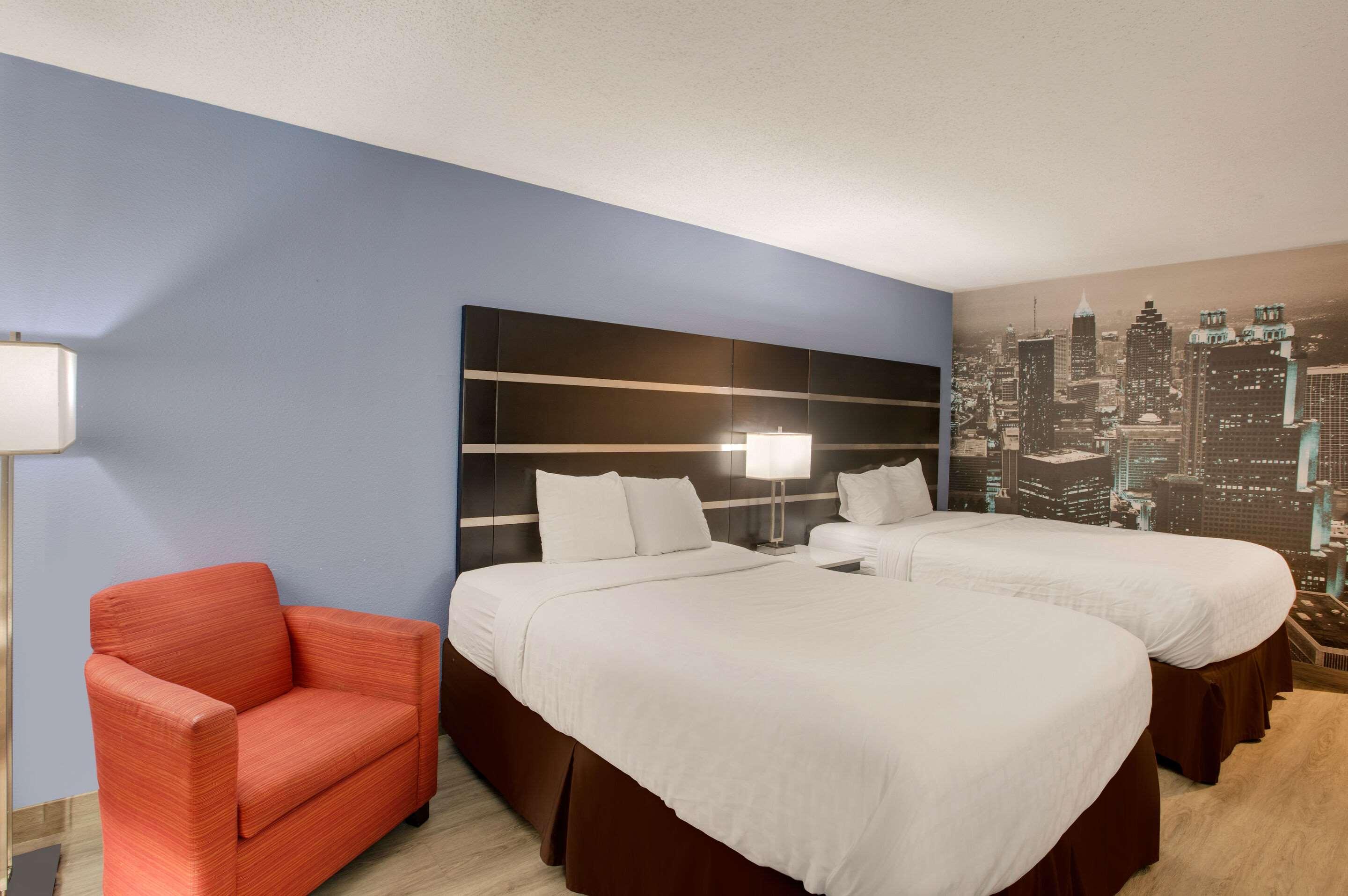 Quadruple Two Queen Beds Non Smoking