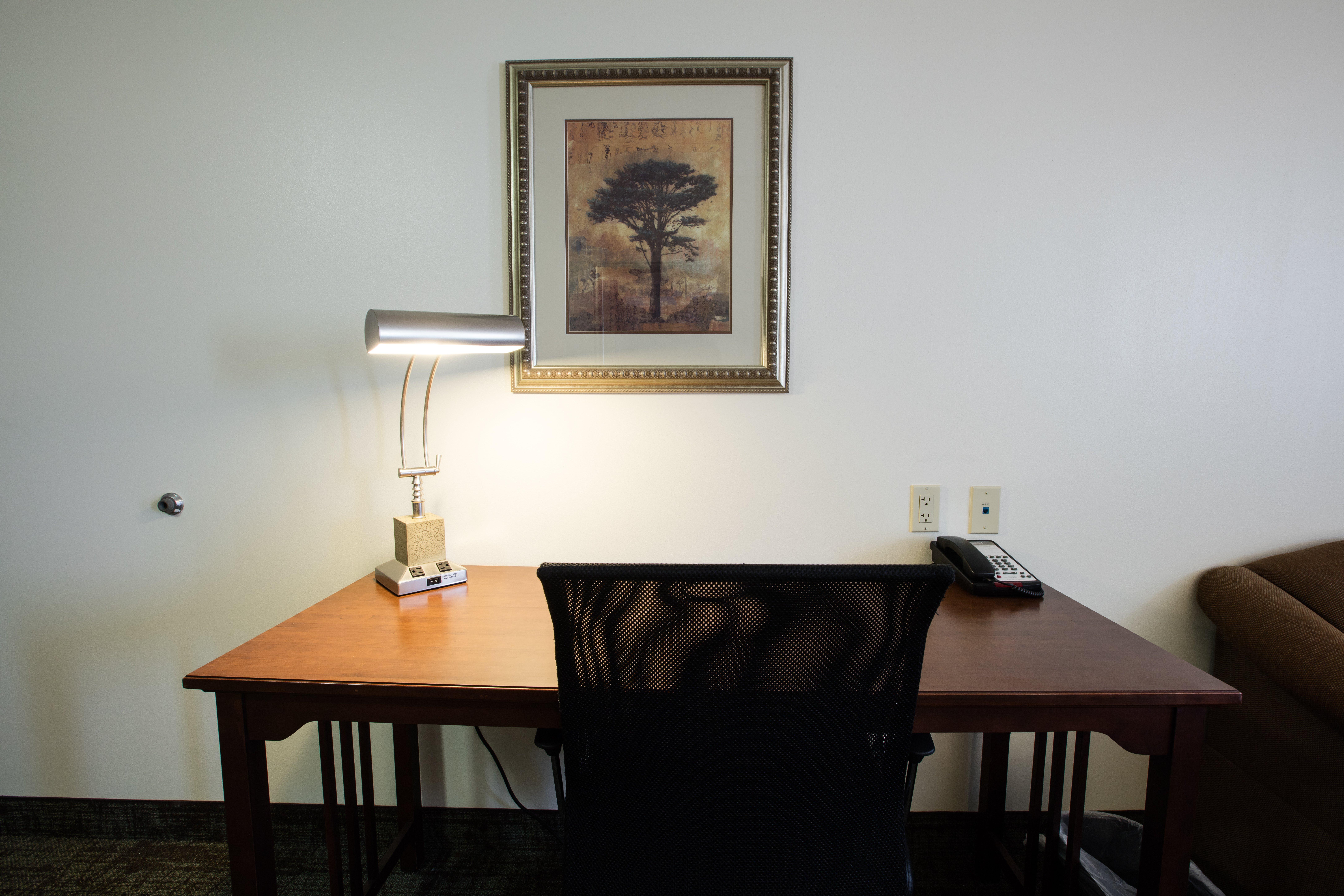 Studio Queen Size Bed