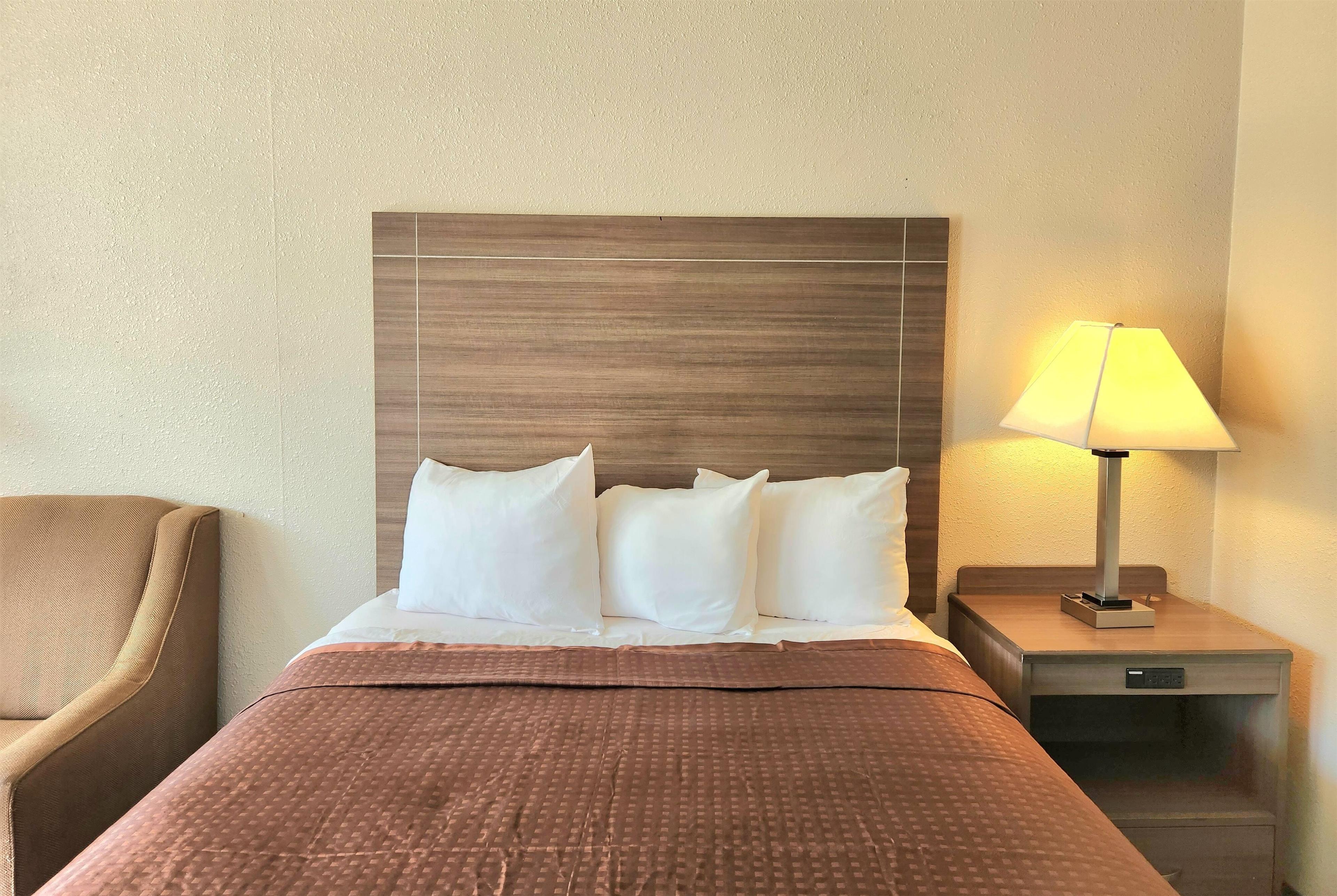 Double Queen Bed Non Smoking