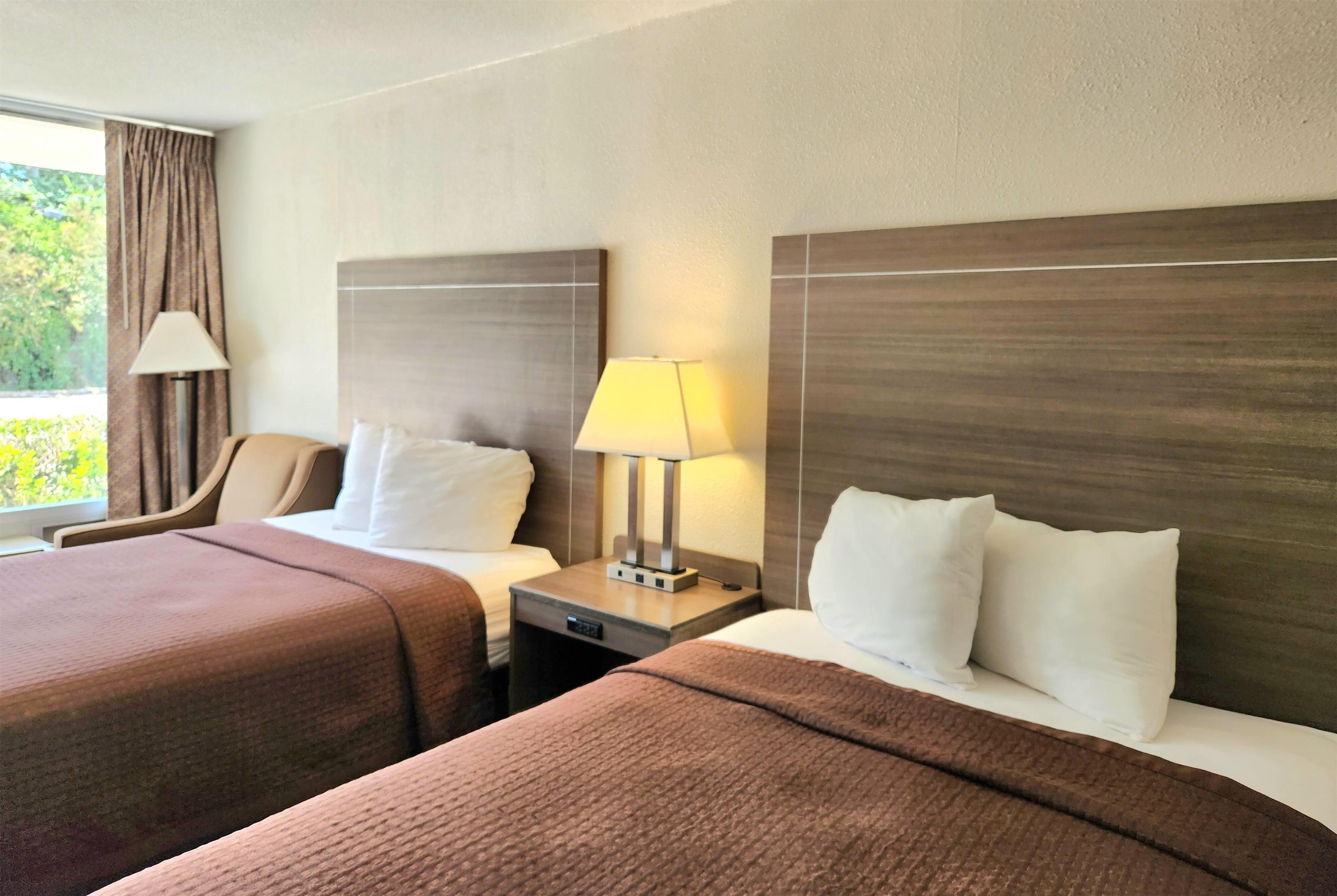 Quadruple Two Double Beds