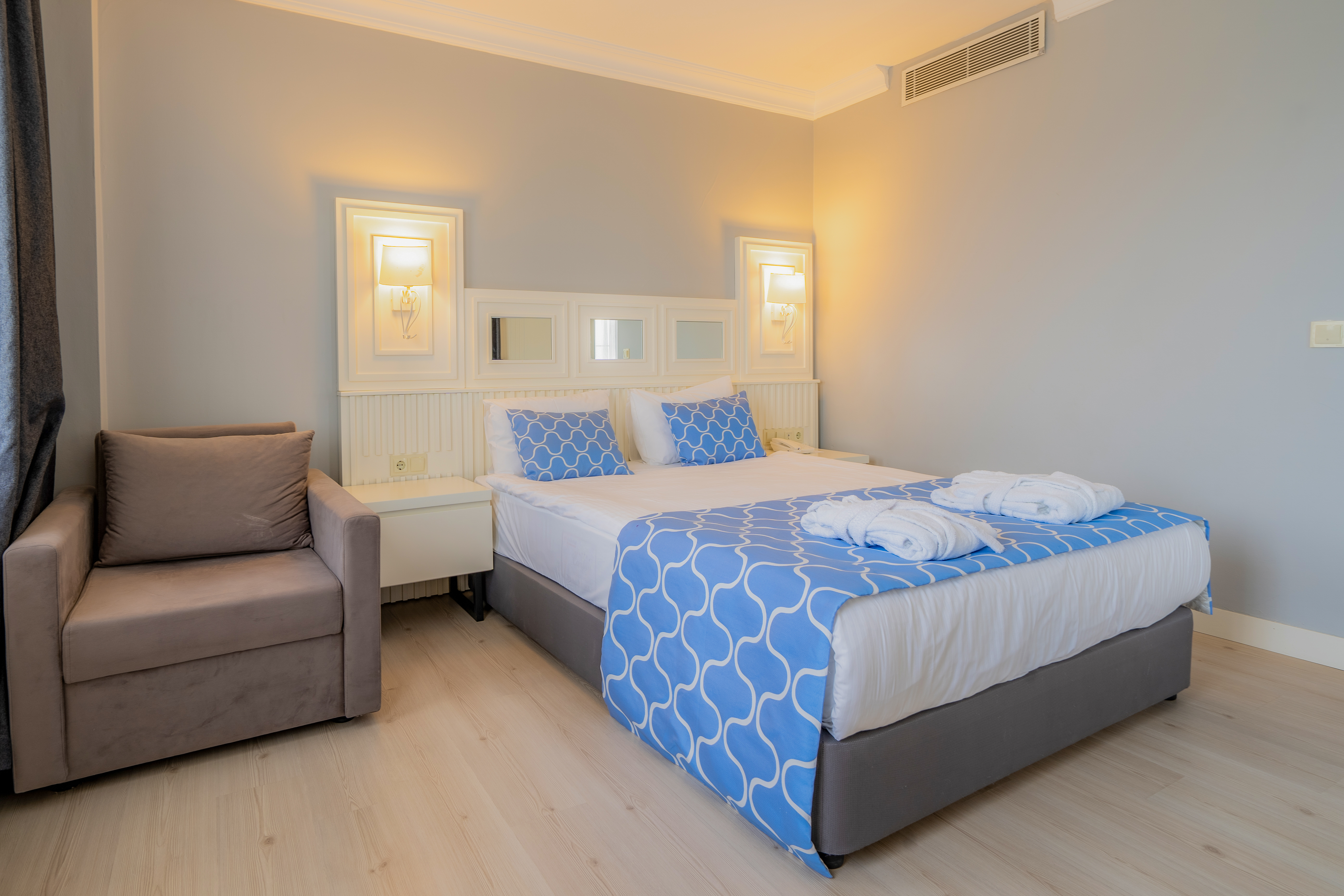 Double Single Economy