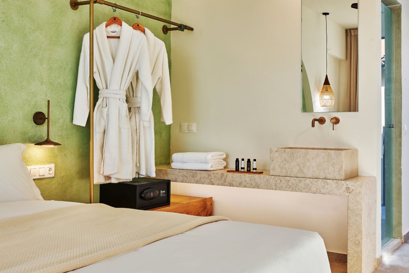 Double or Twin Premium Sea View