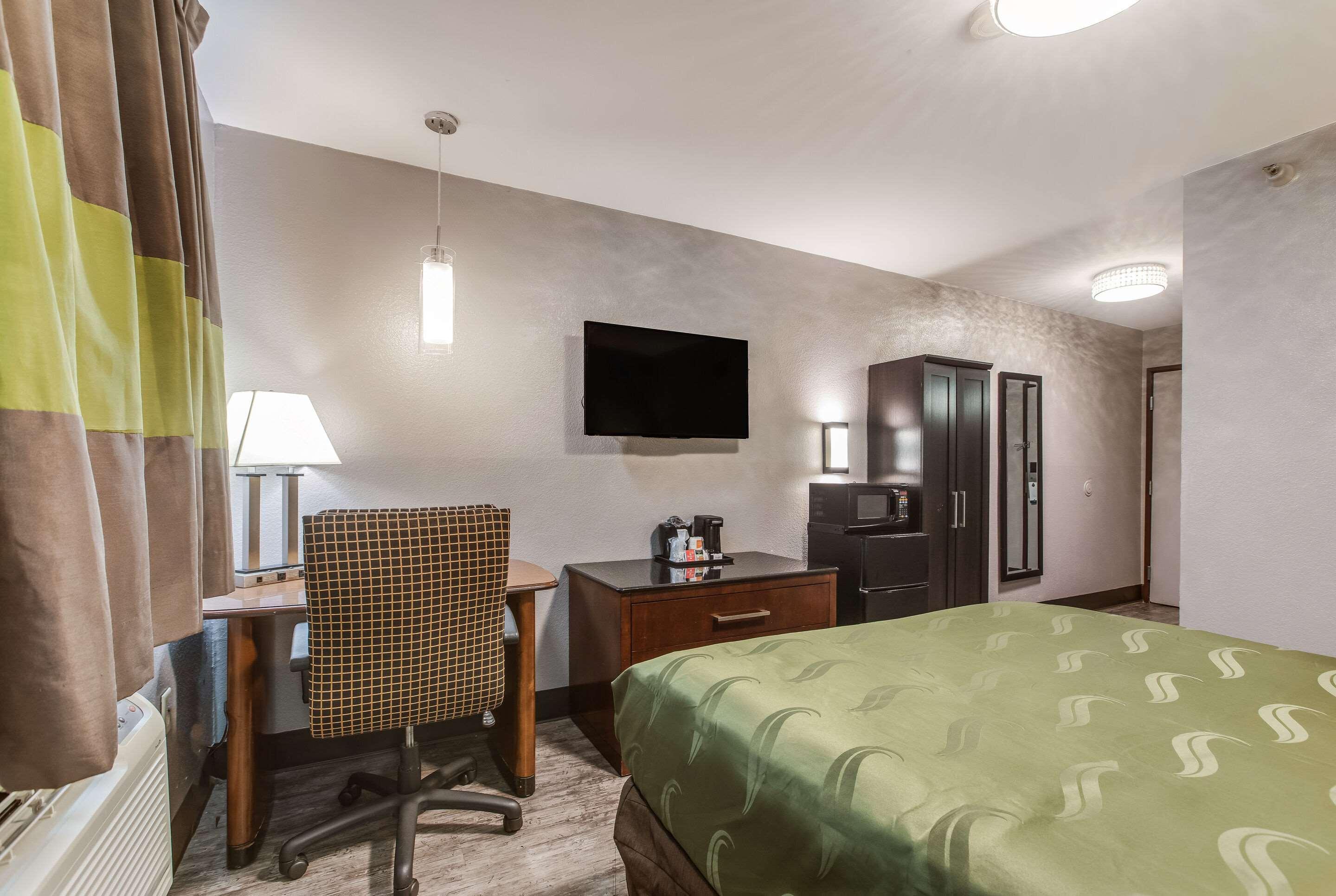 Double Queen Size Bed