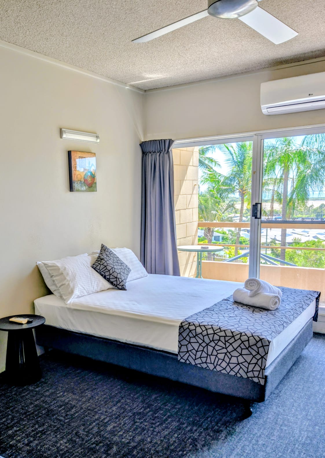 Double or Twin One Bedroom One Bathroom