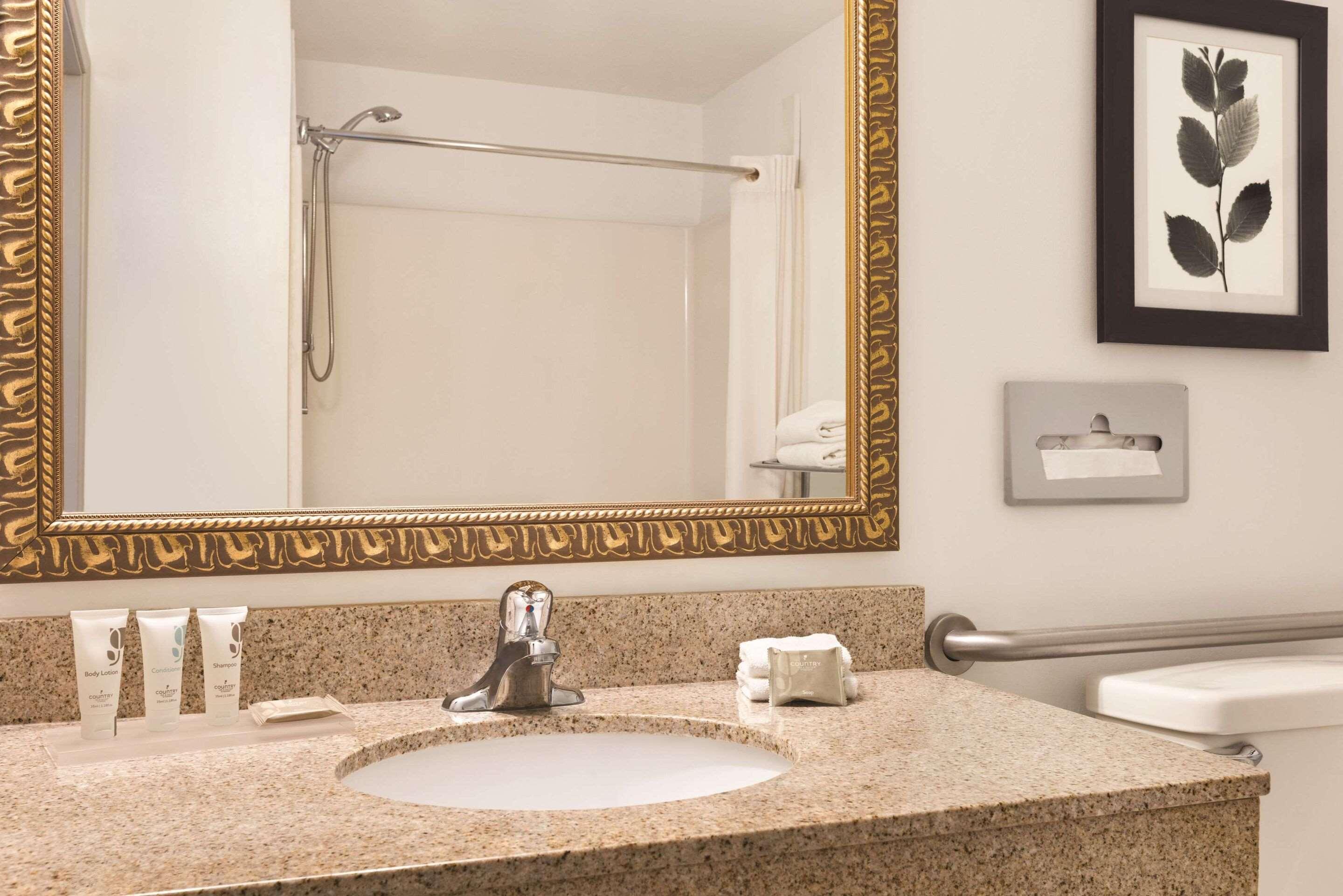 Suite Two Queen Beds