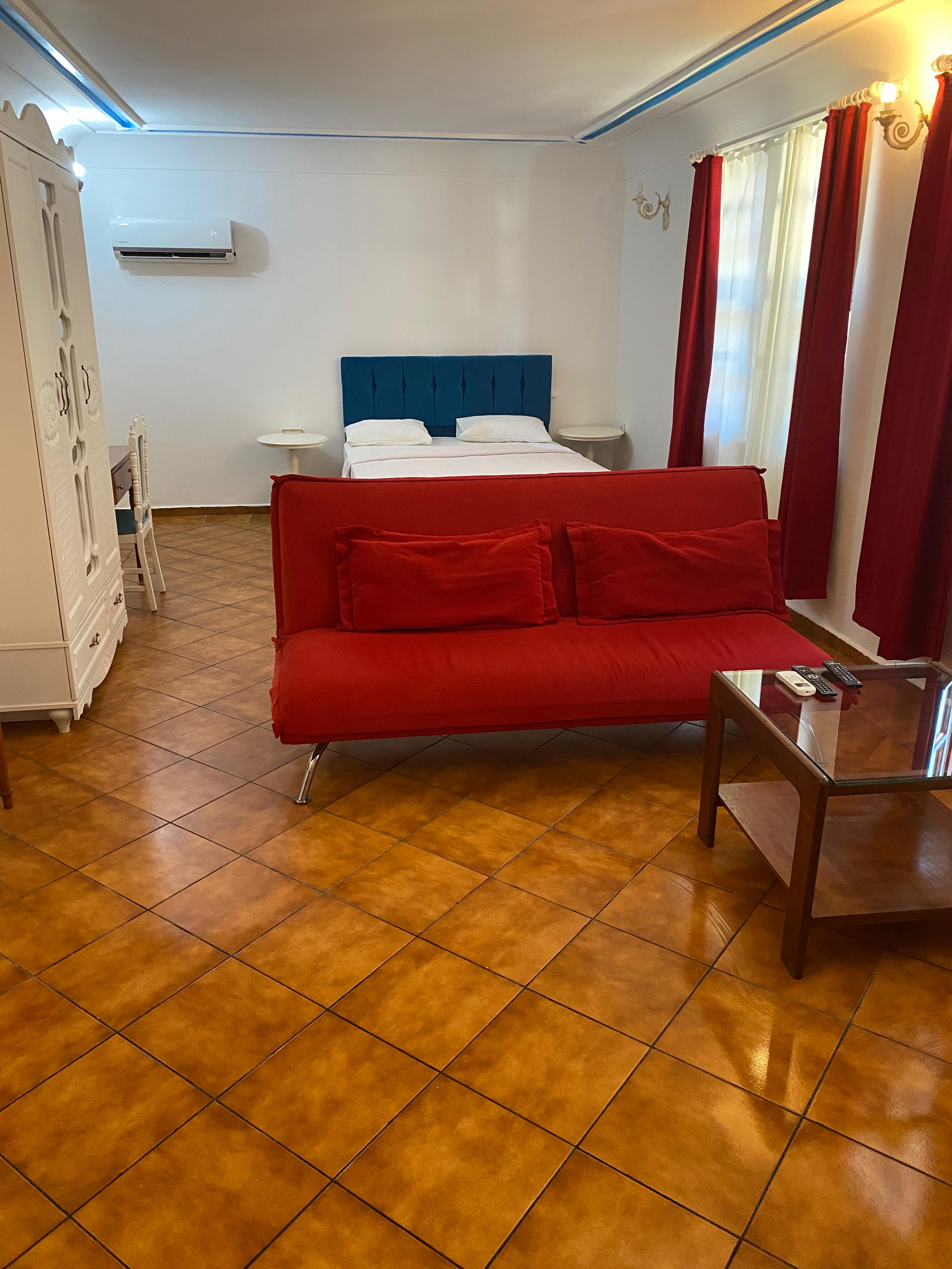 Studio Garden View One Bedroom