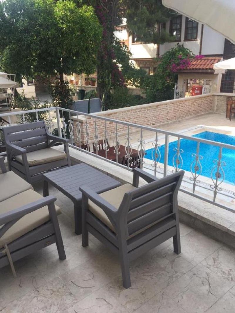 Studio with Kitchenette