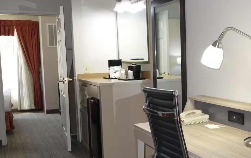 Studio King Size Bed