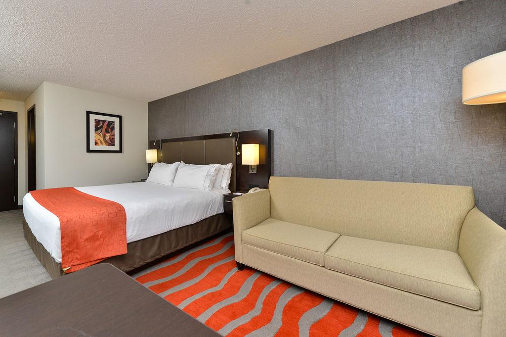 Double Executive King Bed