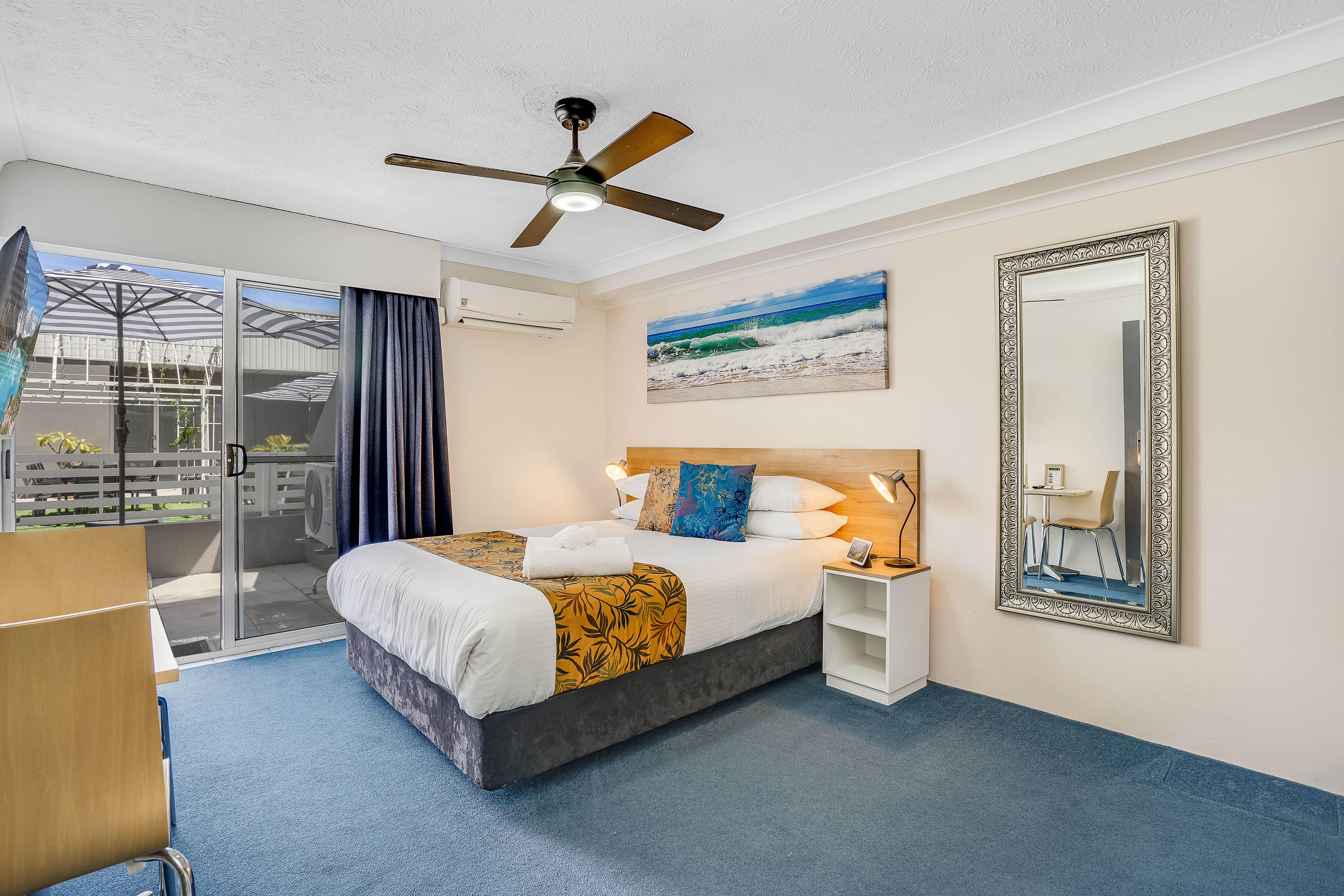 Double Queen Size Bed