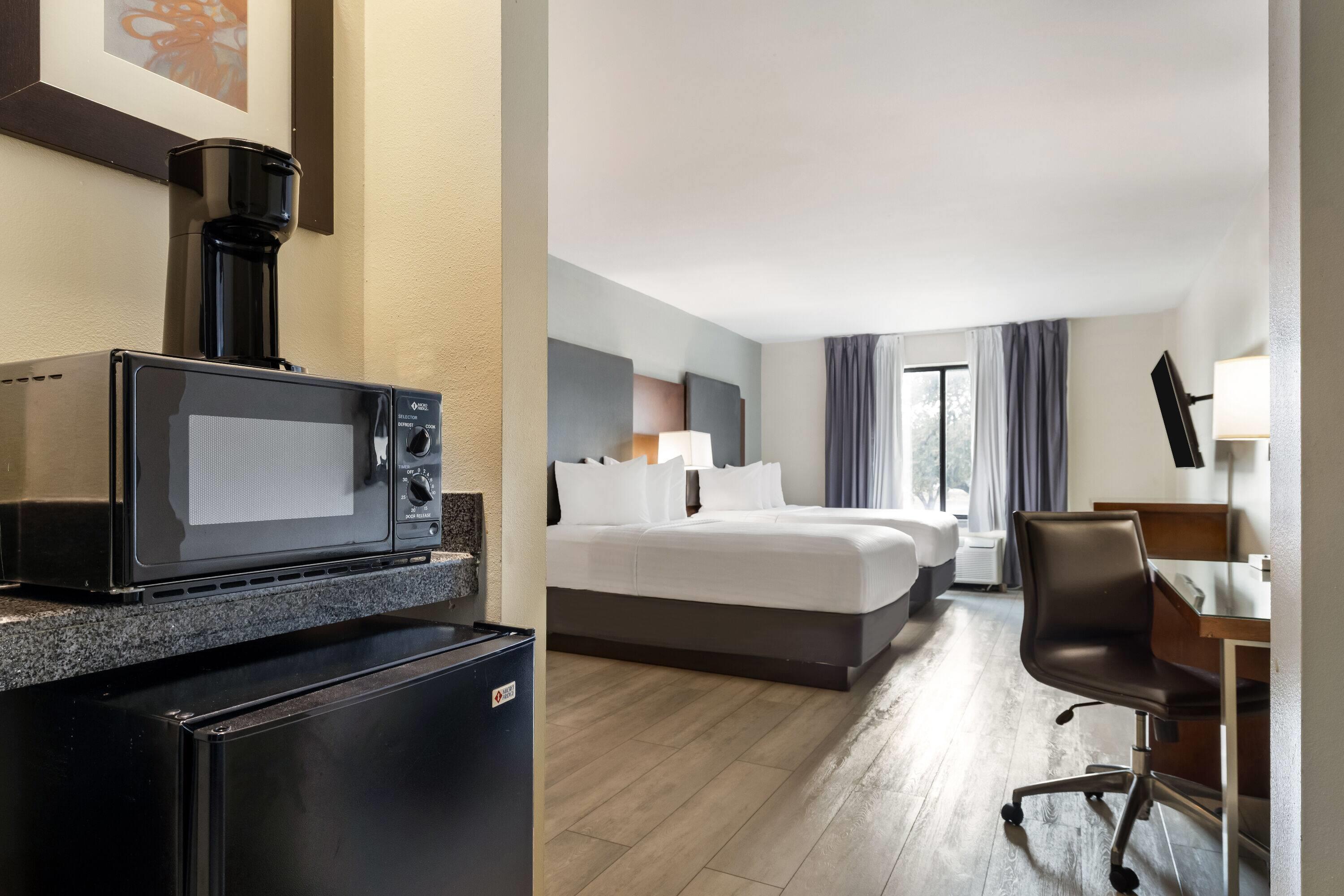 Quadruple Two Double Beds