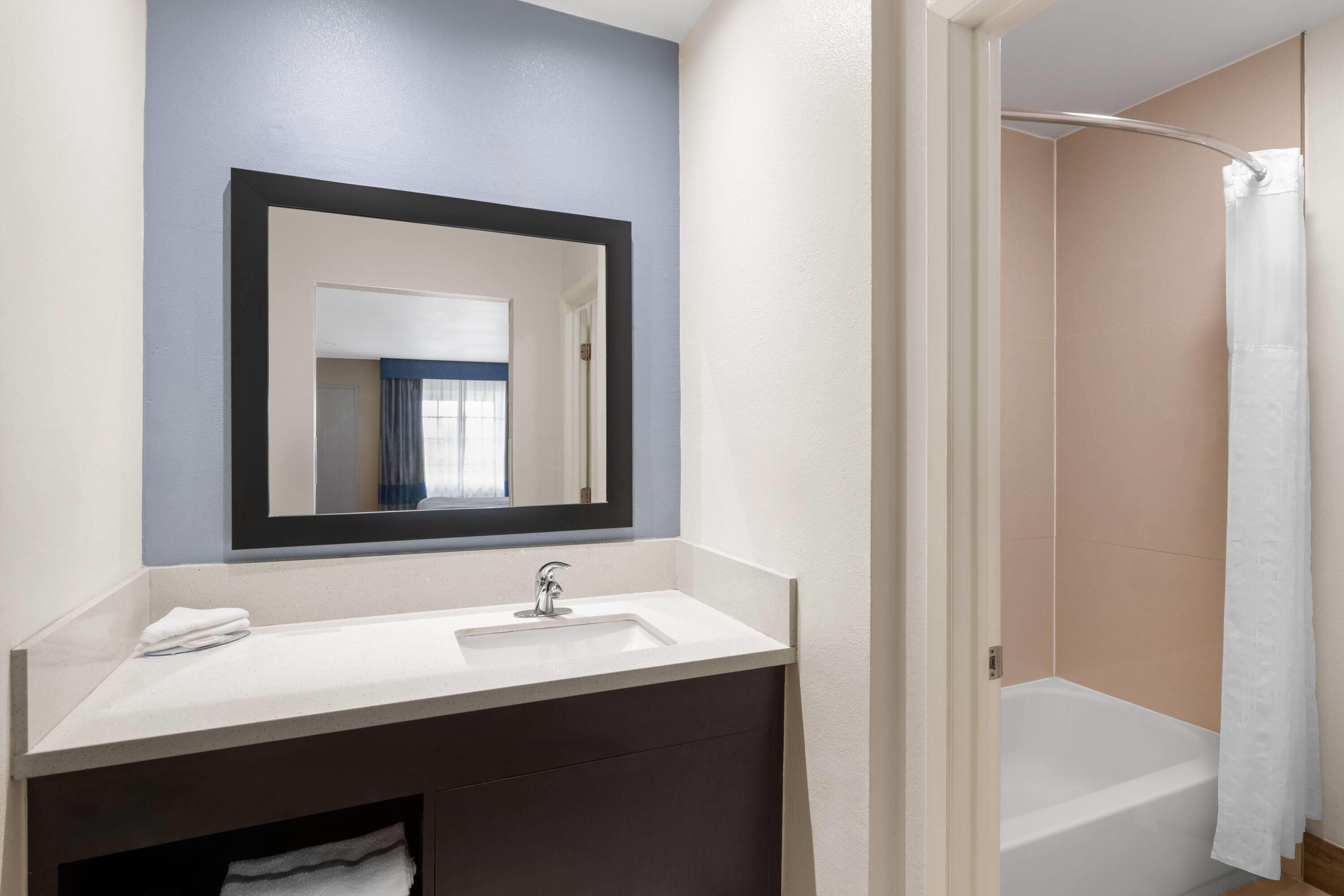 Suite Two Queen Beds