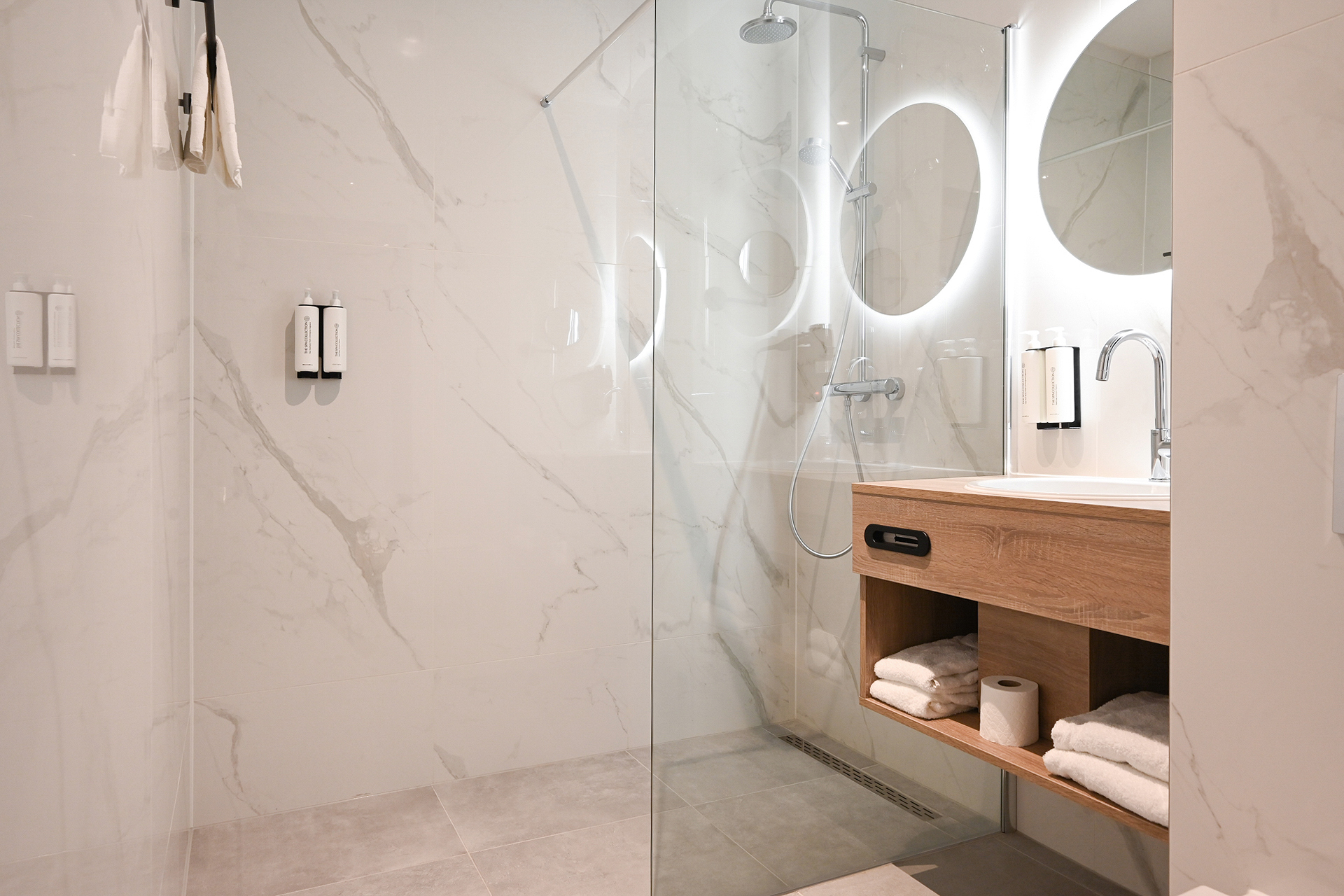 Double Superior King Bed