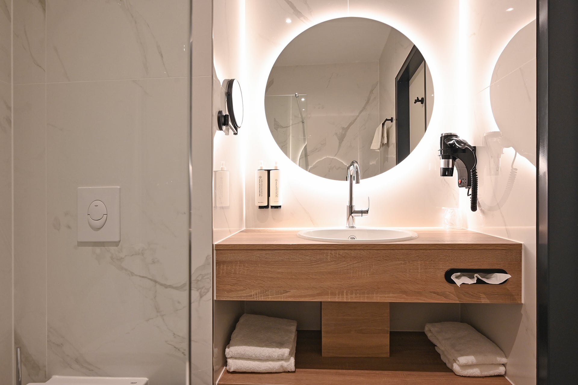 Double Superior King Bed