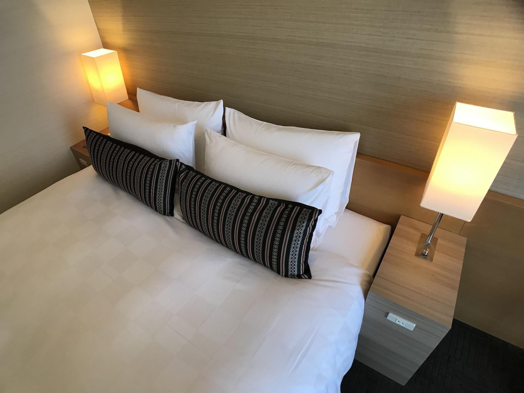 Double Queen Bed Non Smoking