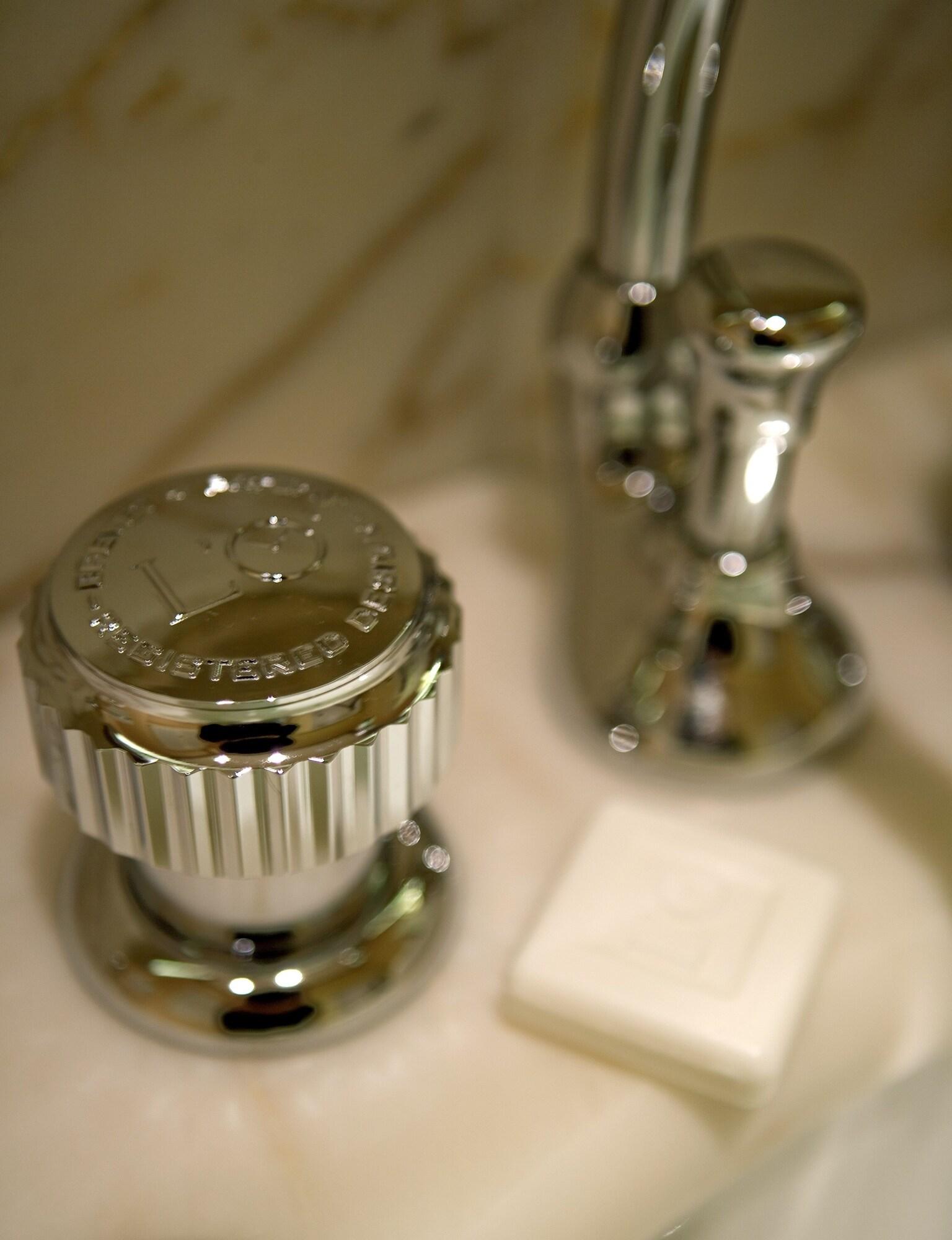 Double Superior Queen Bed