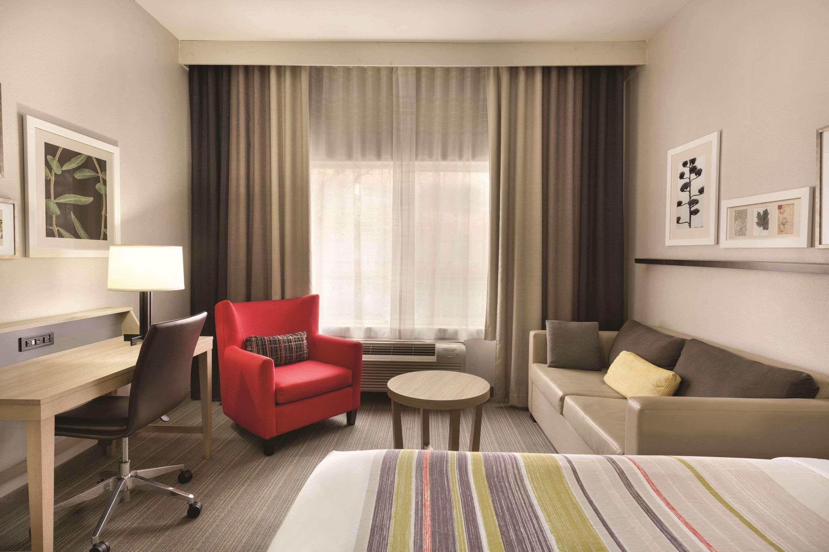 Suite Two Queen Beds