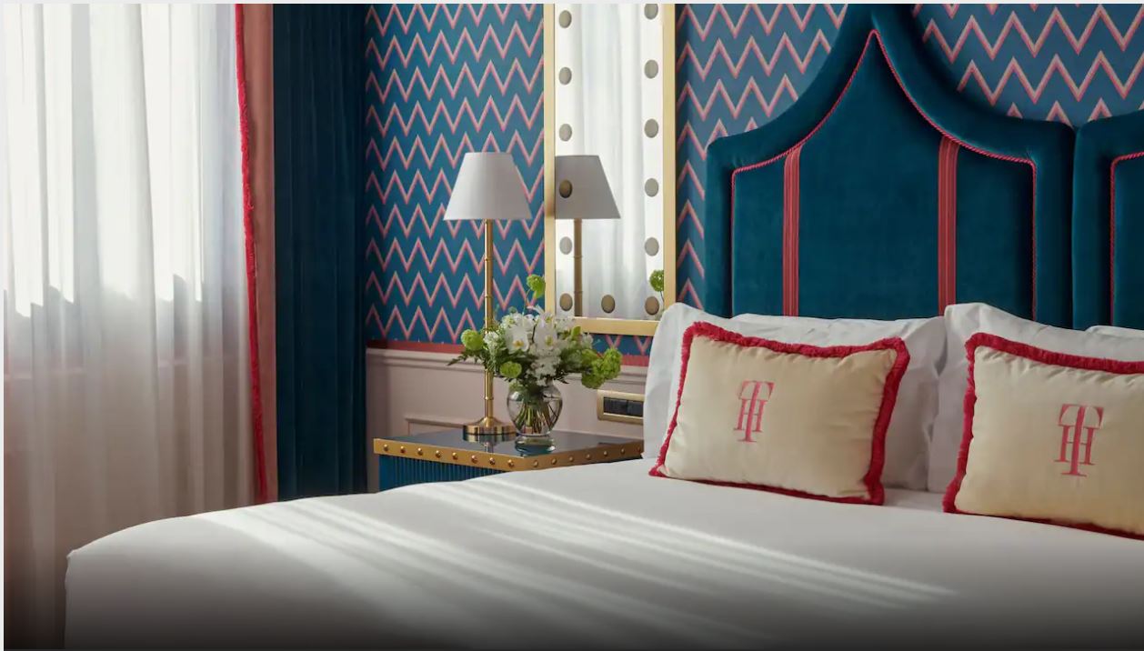 Double King Size Bed