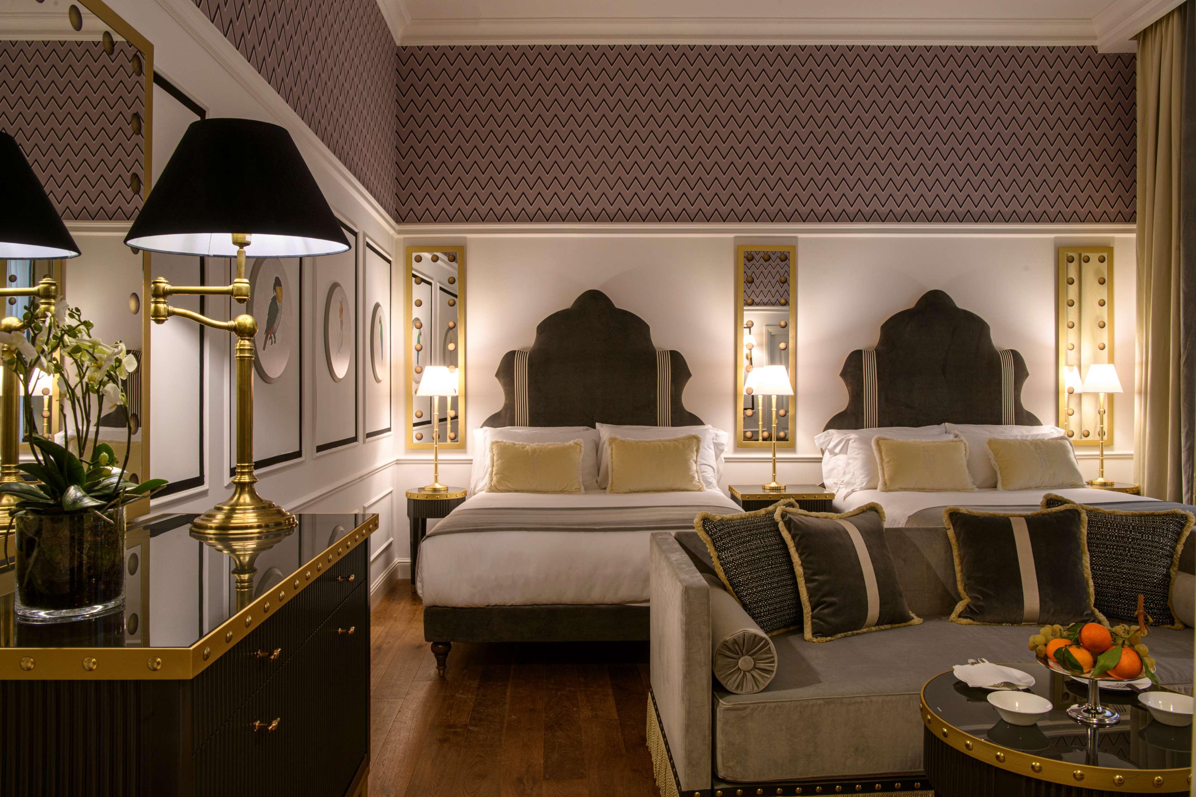 Suite Two Queen Beds