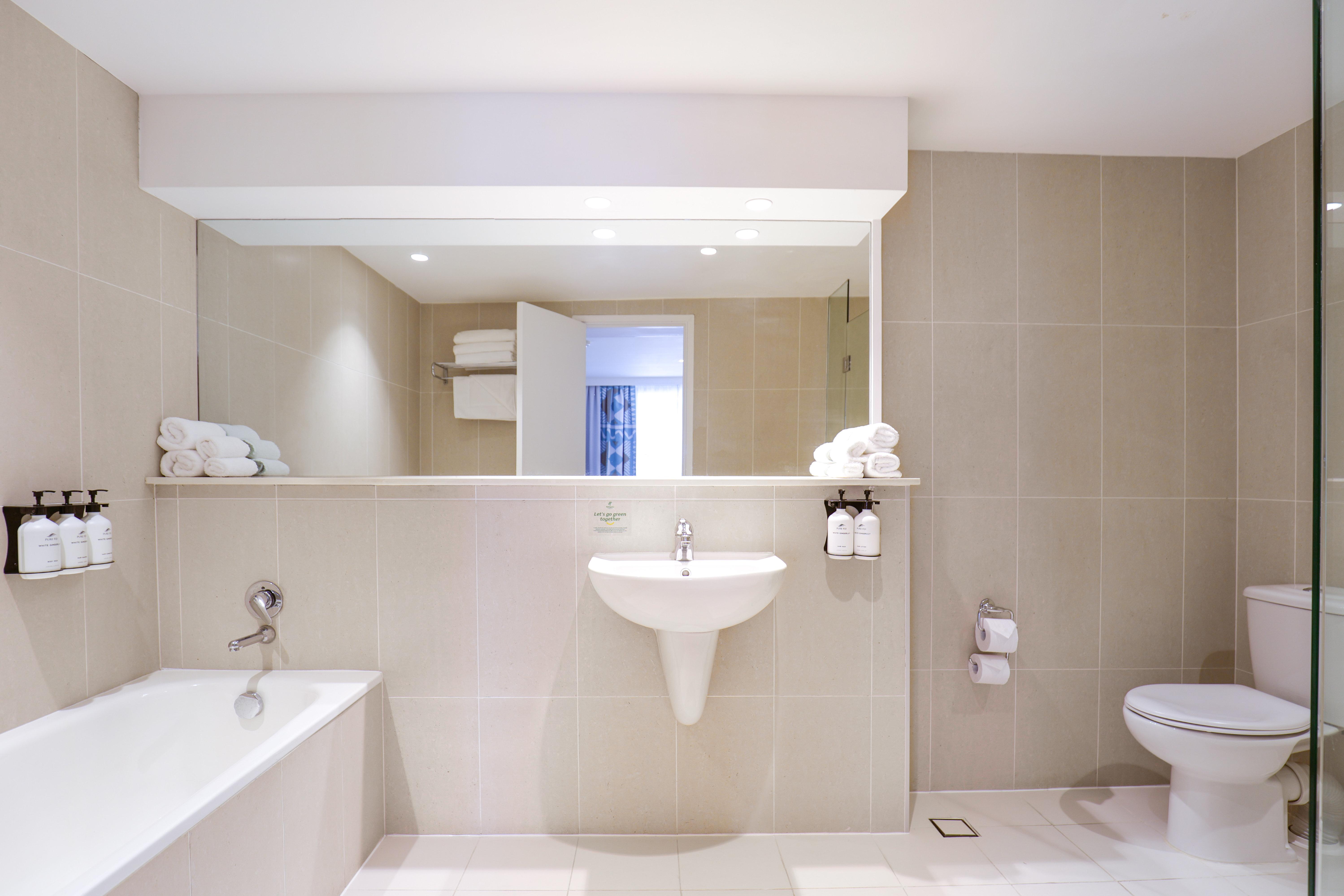 Suite Ocean View King Bed