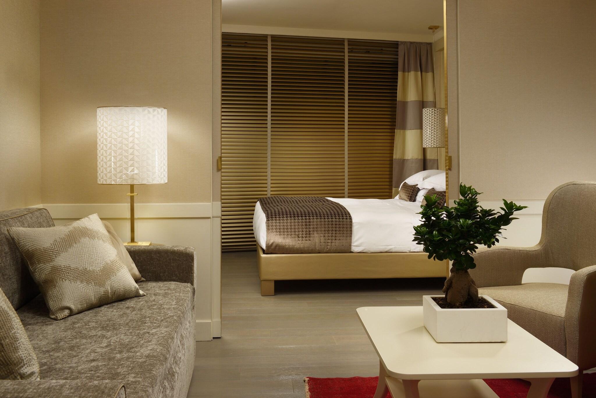 Studio Deluxe King Bed