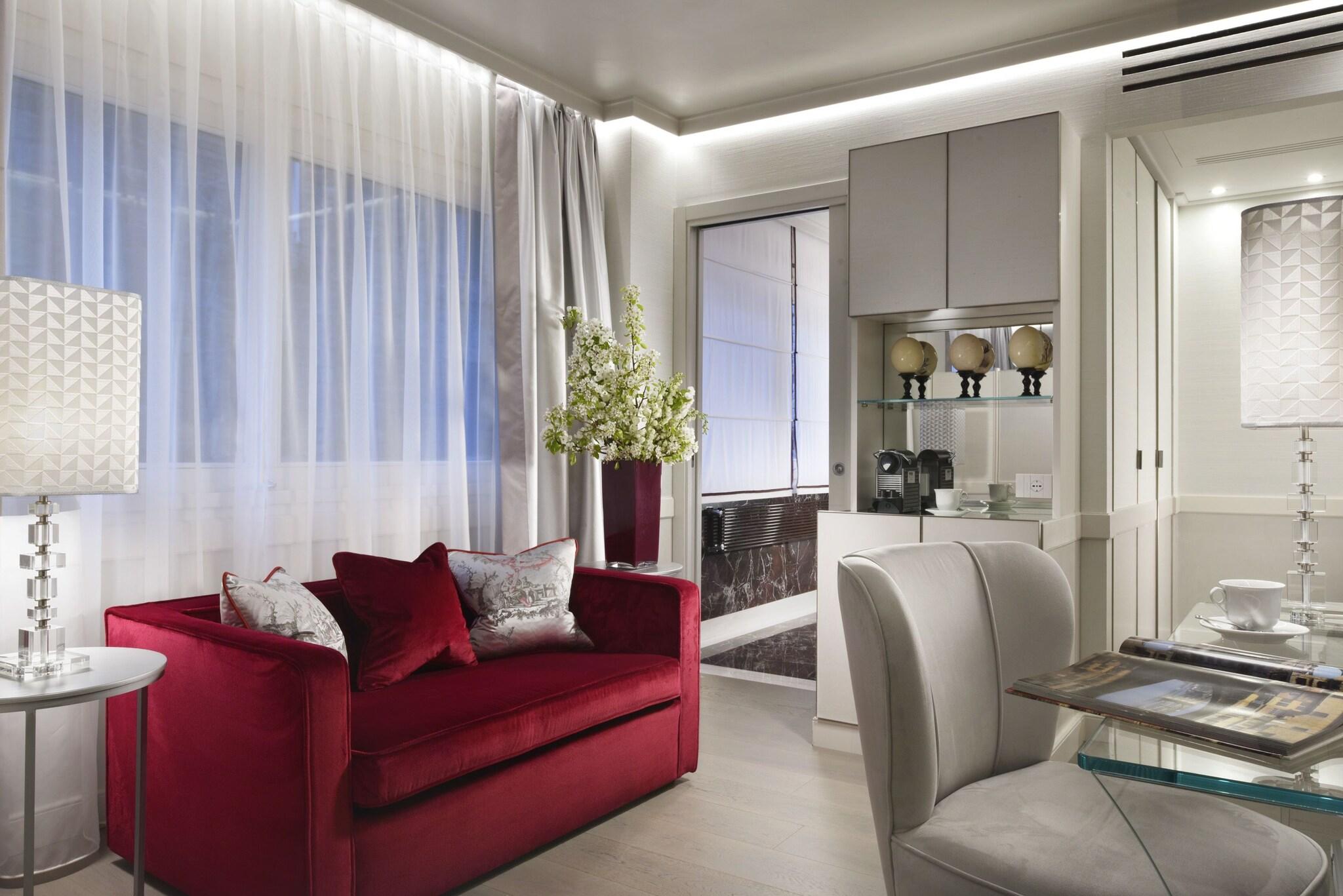 Double Superior King Bed