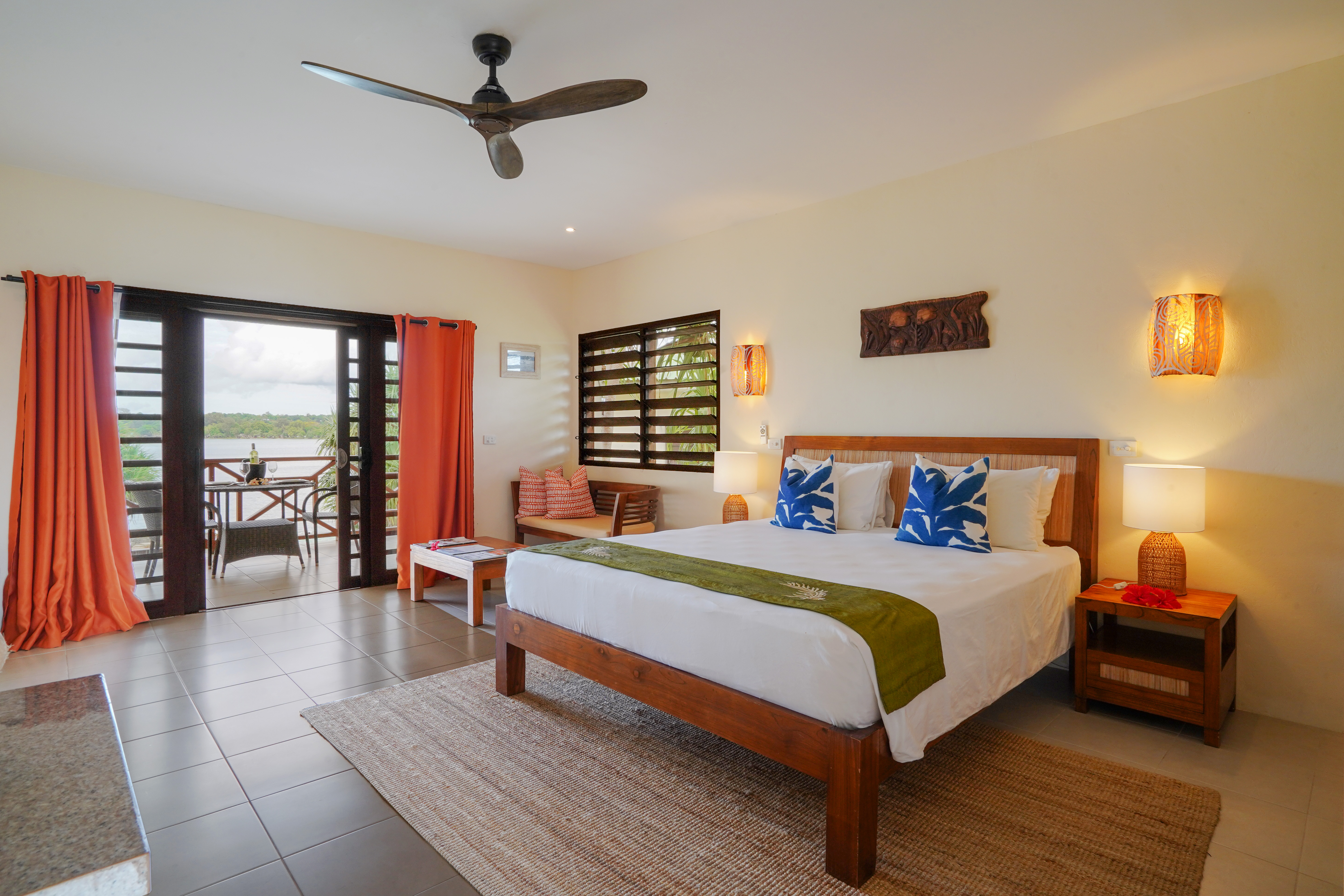 Studio Side Sea View