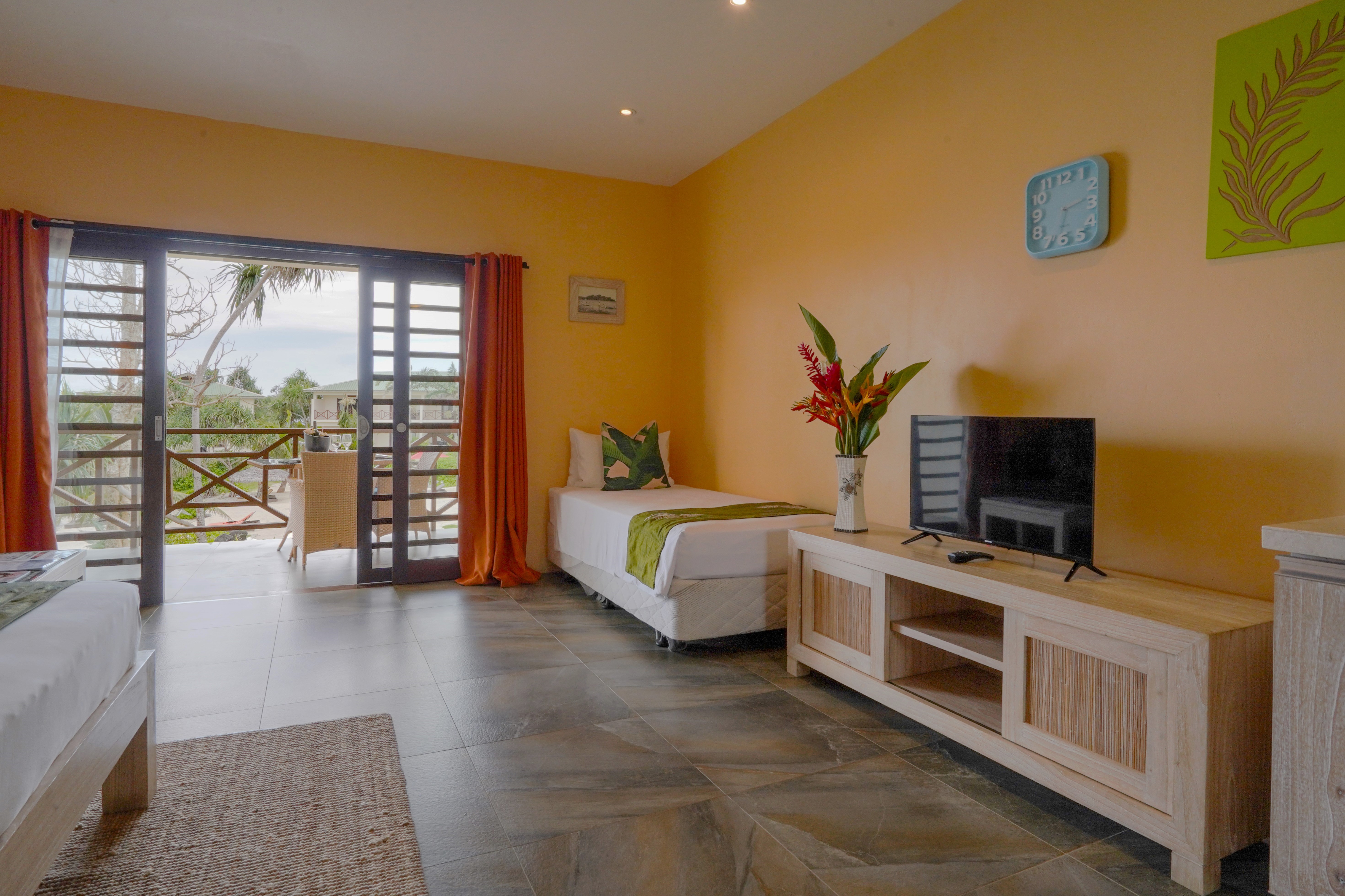 Studio Side Sea View