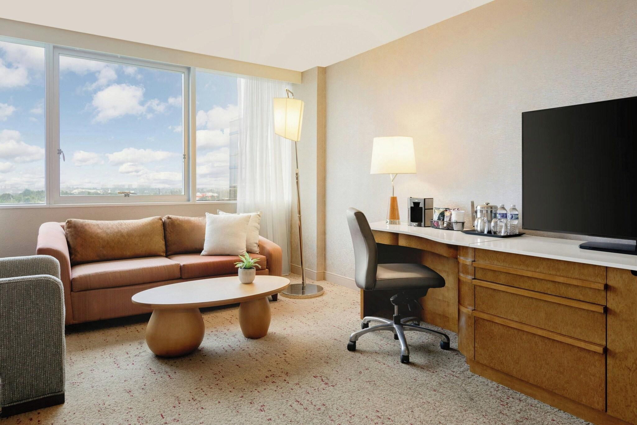 Studio Two Queen Beds