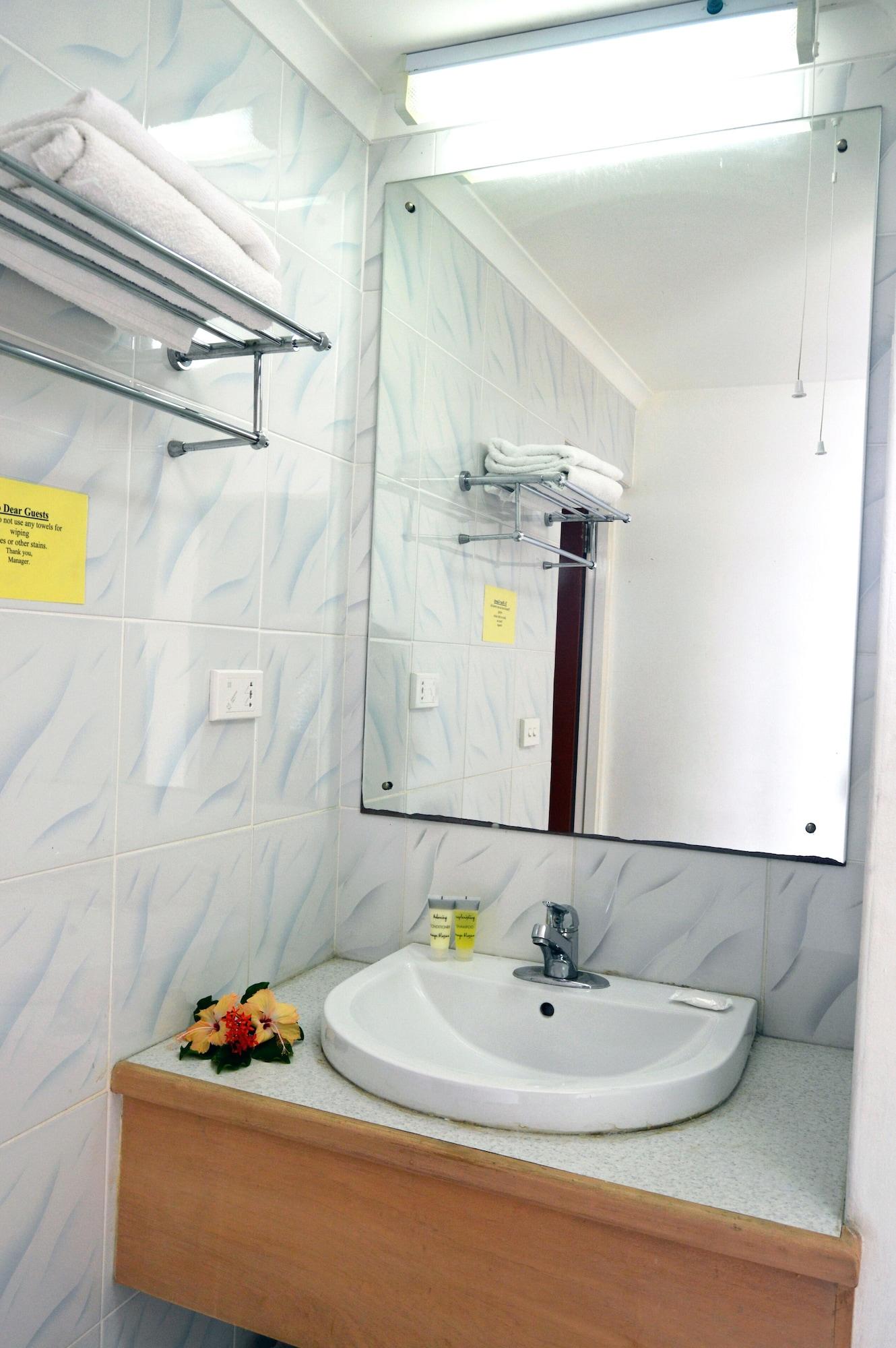 Family Room Three Beds