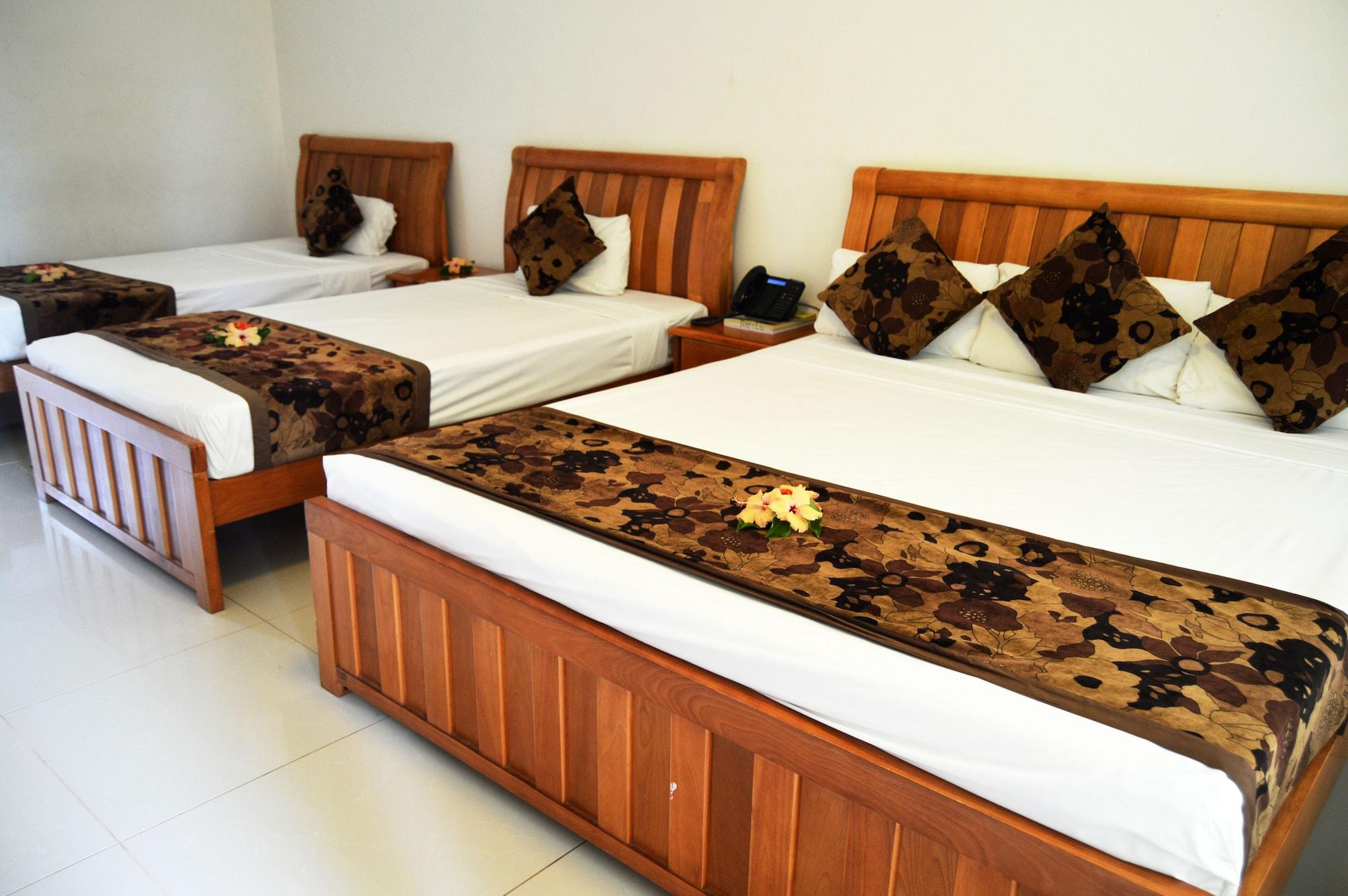 Family Room Three Beds